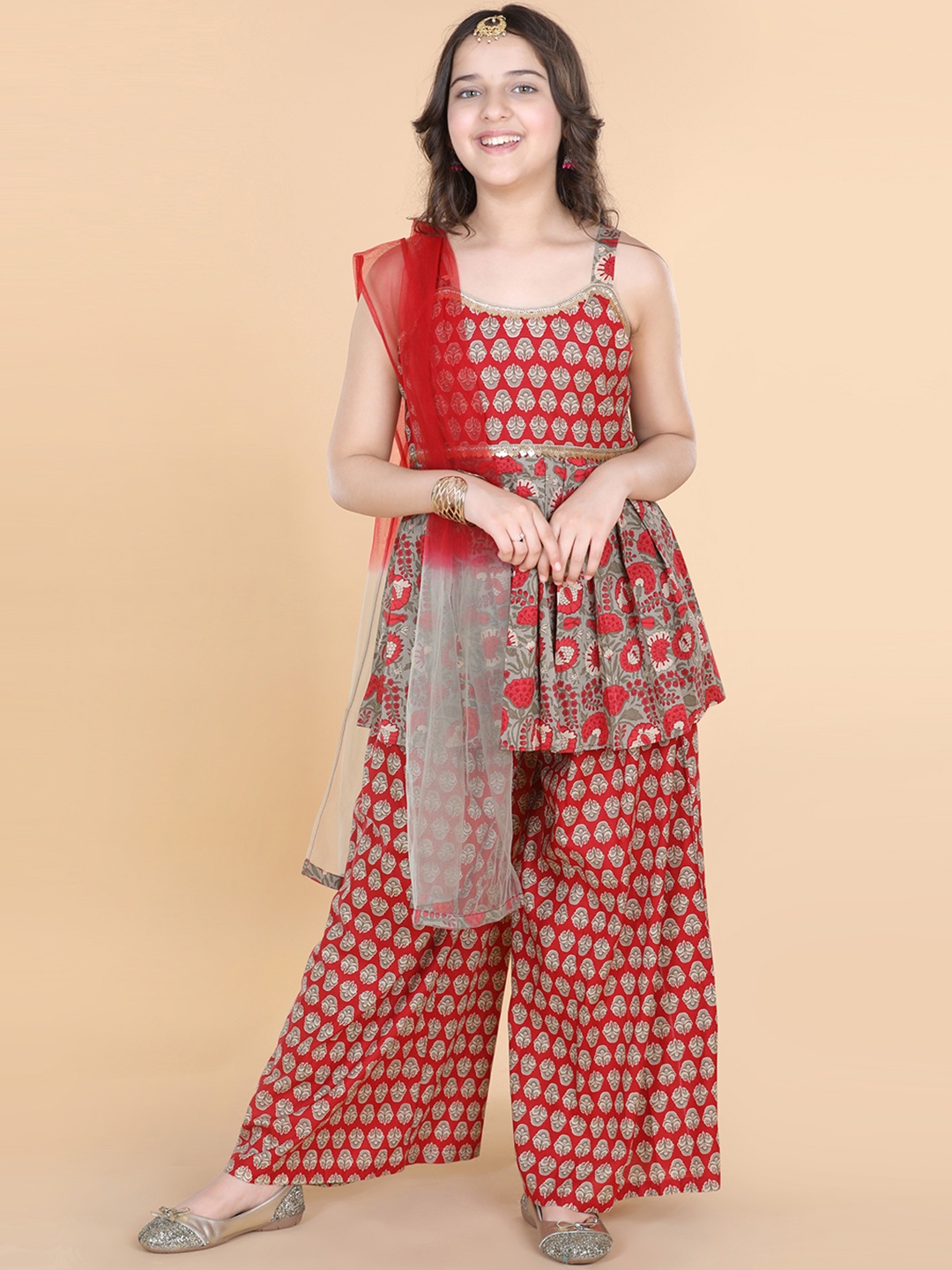 ADIVA Girls Red & Grey Ethnic Motifs Printed Cotton Kurta with Palazzos & With Dupatta
ADIVA Girls Red & Grey Ethnic Motifs Printed Cotton Kurta with Palazzos & With Dupatta
