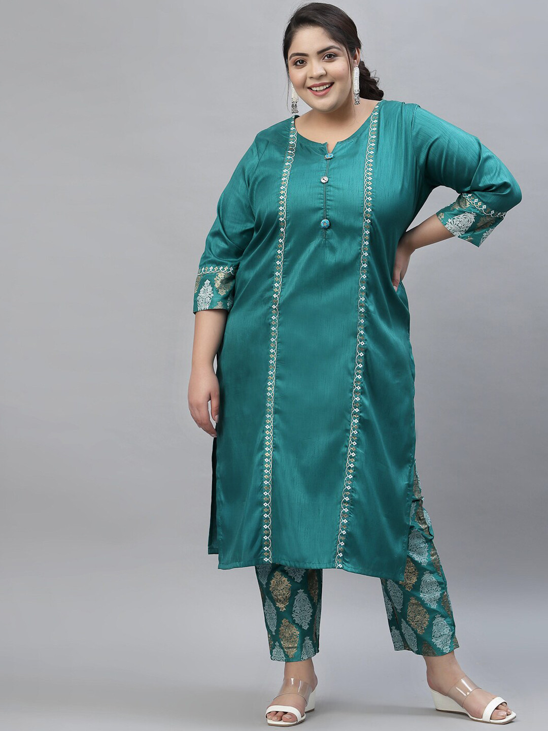 curveZI by Ziyaa Plus Size Women Green Ethnic Motifs Printed Panelled Kurta Set
curveZI by Ziyaa Plus Size Women Green Ethnic Motifs Printed Panelled Kurta Set