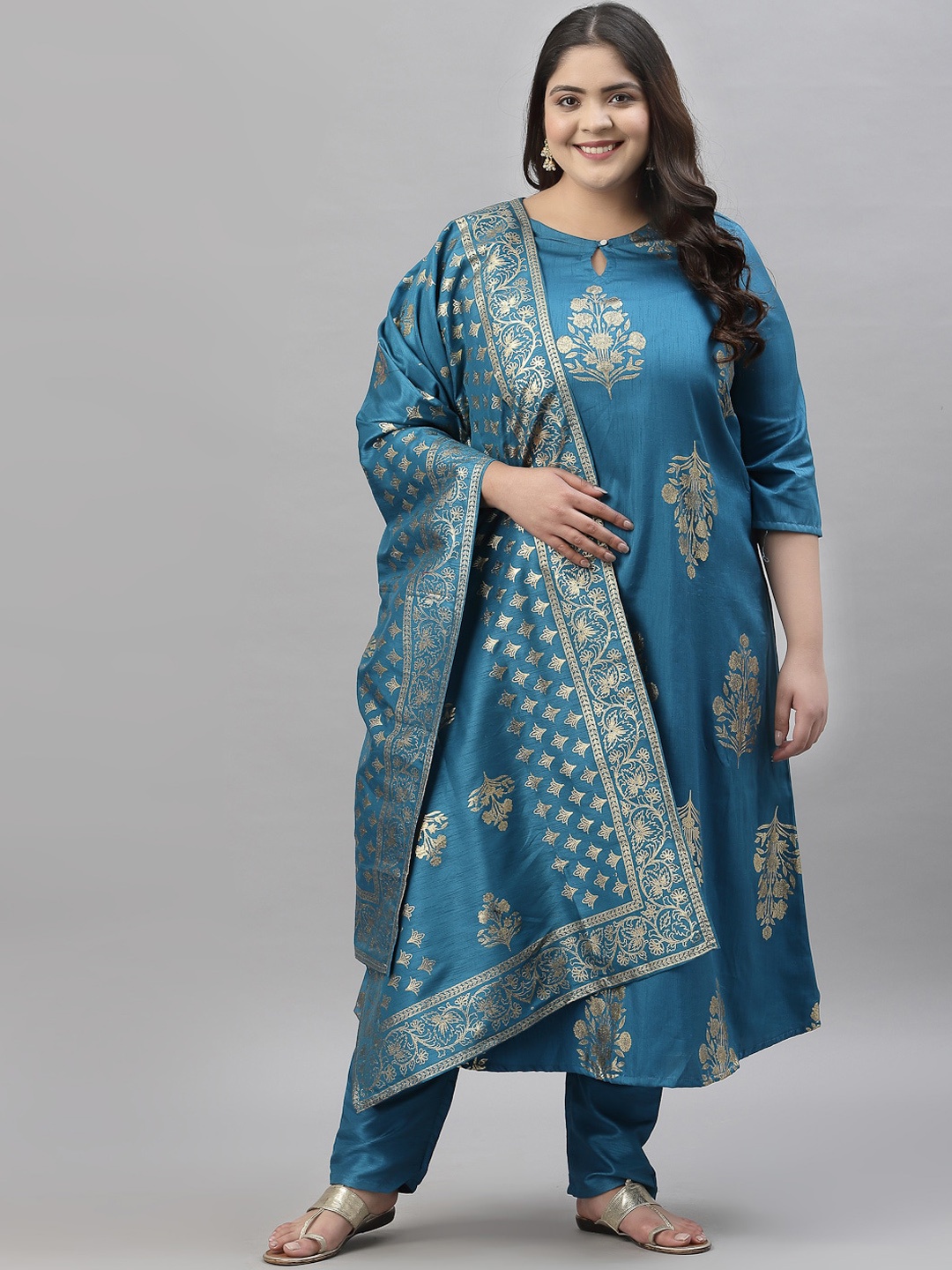 curveZI by Ziyaa Plus Size Women Blue Floral Printed Kurta with Trousers & With Dupatta
curveZI by Ziyaa Plus Size Women Blue Floral Printed Kurta with Trousers & With Dupatta