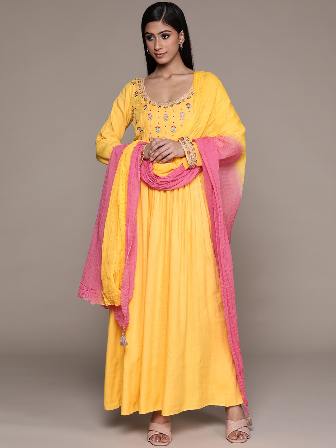 aarke Ritu Kumar Women Yellow Floral Yoke Design Panelled Kurta with Palazzos & With Dupatta
aarke Ritu Kumar Women Yellow Floral Yoke Design Panelled Kurta with Palazzos & With Dupatta