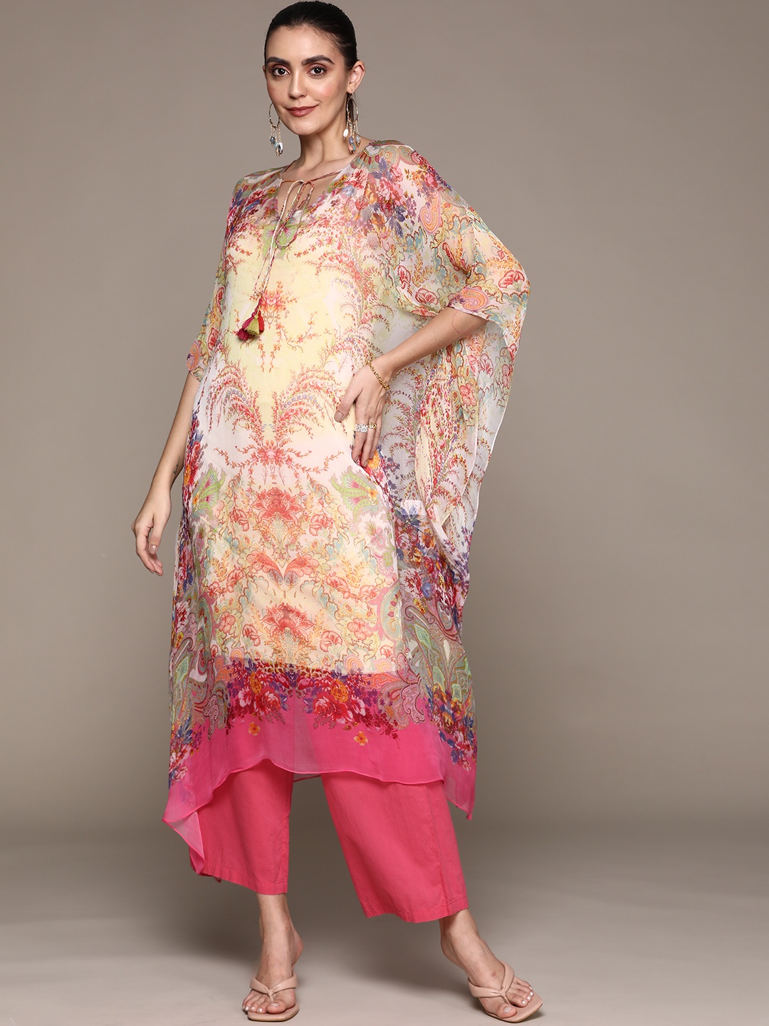 aarke Ritu Kumar Women Off White & Green Floral Printed Flared Sleeves Floral Kaftan Kurta
aarke Ritu Kumar Women Off White & Green Floral Printed Flared Sleeves Floral Kaftan Kurta