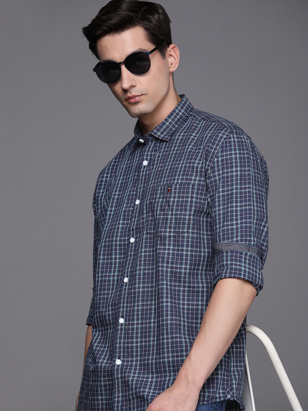 Louis Philippe Jeans Men Navy Blue & White Slim Fit Checked Casual Pure Cotton Shirt
Louis Philippe Jeans Men Navy Blue & White Slim Fit Checked Casual Pure Cotton Shirt
