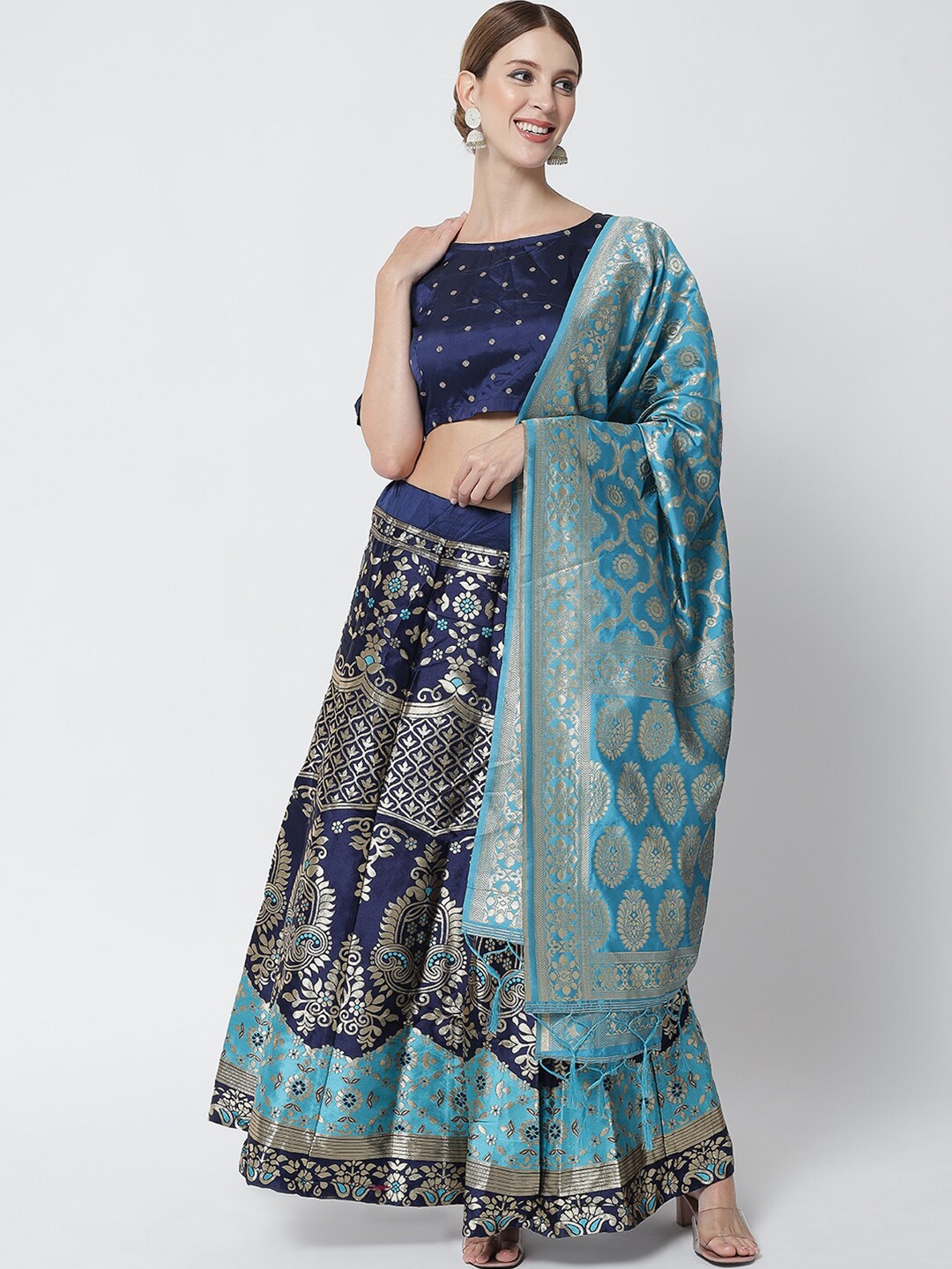 DIVASTRI Navy Blue & Turquoise Ready to Wear Lehenga & Unstitched Blouse With Dupatta
DIVASTRI Navy Blue & Turquoise Ready to Wear Lehenga & Unstitched Blouse With Dupatta