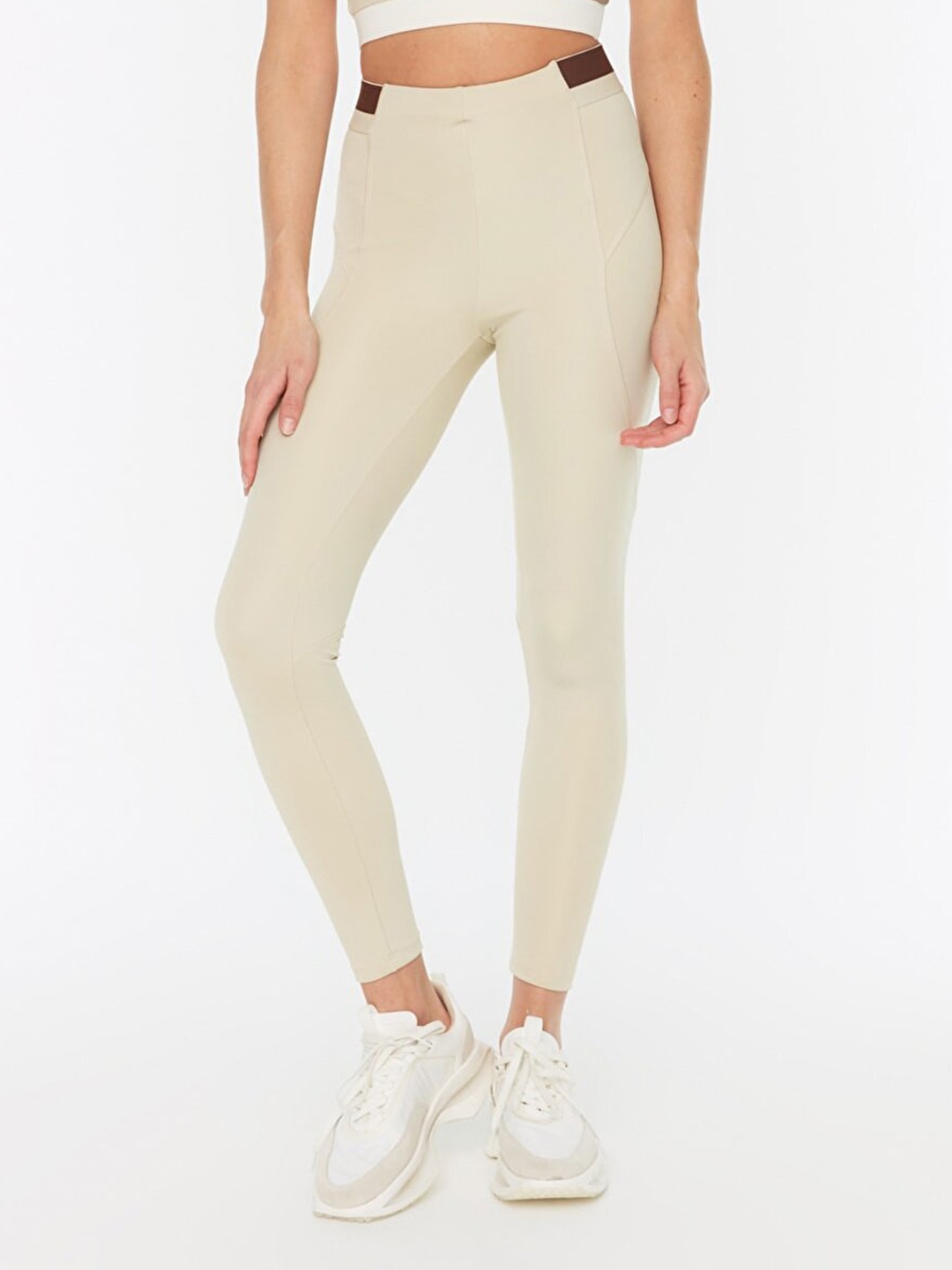 Trendyol Women Beige Solid Tights