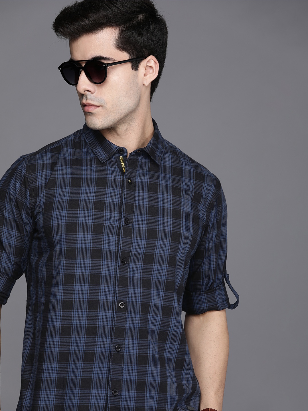 Ducati Men Navy Blue & Black Slim Fit Tartan Checks Checked Casual Pure Cotton Shirt
Ducati Men Navy Blue & Black Slim Fit Tartan Checks Checked Casual Pure Cotton Shirt