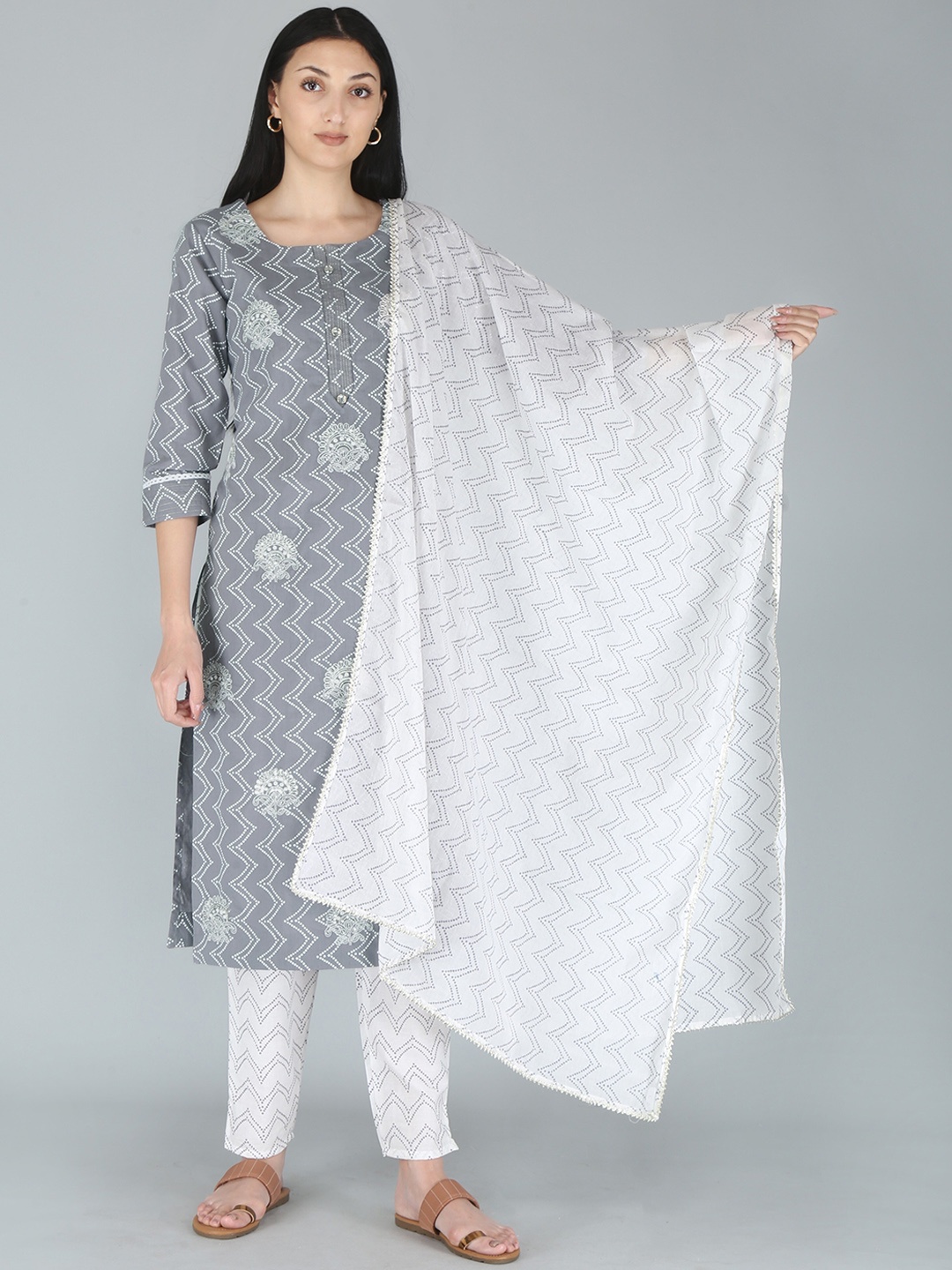 KALINI Women Grey Ethnic Motifs Printed Thread Work Kurta with Trousers & With Dupatta
KALINI Women Grey Ethnic Motifs Printed Thread Work Kurta with Trousers & With Dupatta