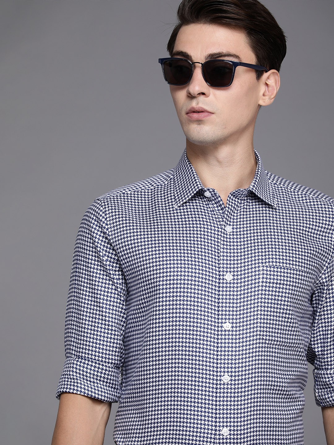 Louis Philippe Men Blue Graphic Print Slim Fit Pure Cotton Formal Shirt