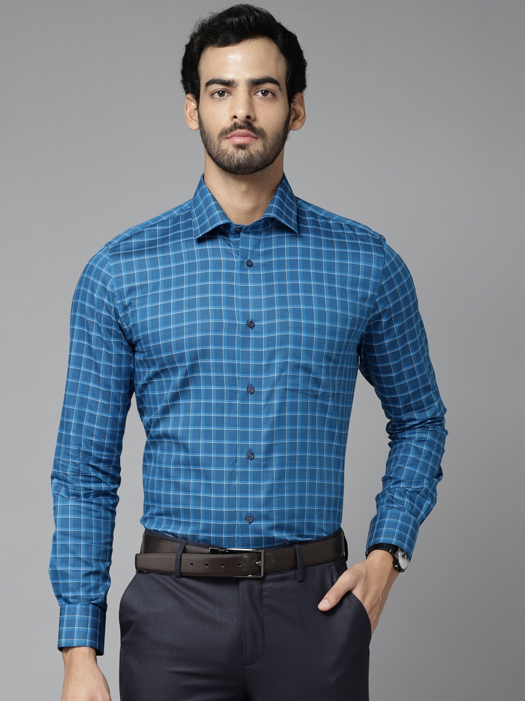 Blackberrys Men Navy Blue Pure Cotton India Slim Fit Tartan Checks Checked Formal Shirt
Blackberrys Men Navy Blue Pure Cotton India Slim Fit Tartan Checks Checked Formal Shirt