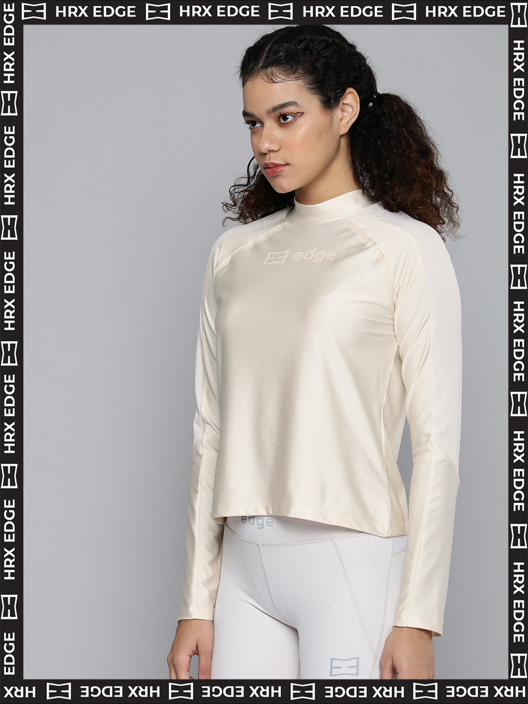 HRX by Hrithik Roshan Women Off White Rapid Dry technology Printed High Neck T-shirt 
HRX by Hrithik Roshan Women Off White Rapid Dry technology Printed High Neck T-shirt