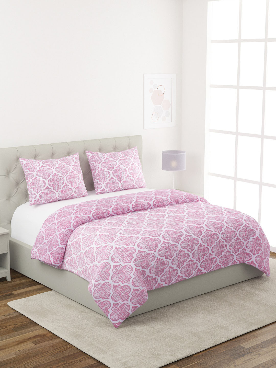 ROMEE Pink & White Printed 180 TC Cotton Double Queen Bed Cover With 2 Pillow Covers
ROMEE Pink & White Printed 180 TC Cotton Double Queen Bed Cover With 2 Pillow Covers