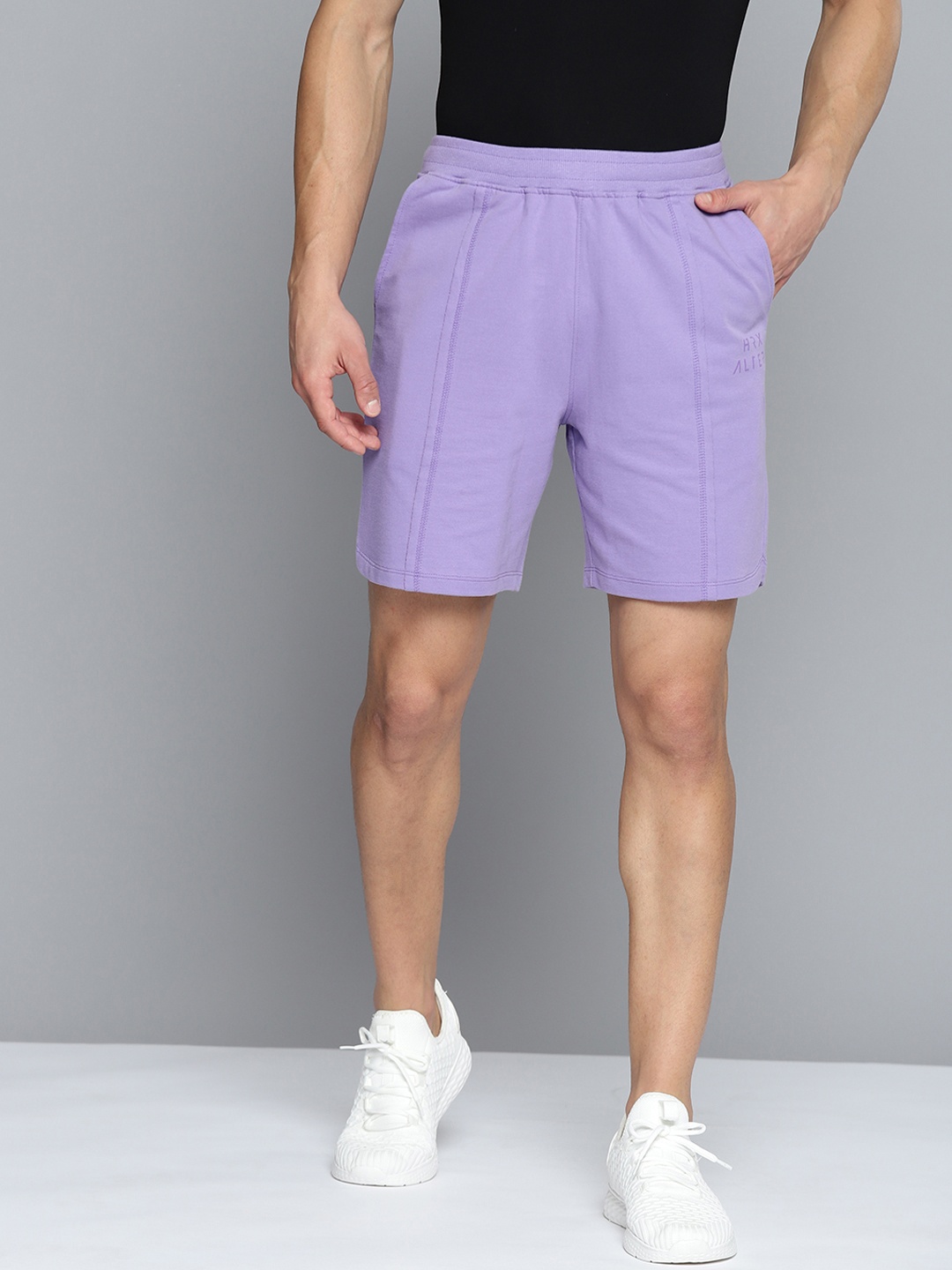 HRX By Hrithik Roshan Lifestyle Men Chalk Violet Bio-Wash Brand Carrier Pure Cotton Shorts
HRX By Hrithik Roshan Lifestyle Men Chalk Violet Bio-Wash Brand Carrier Pure Cotton Shorts
