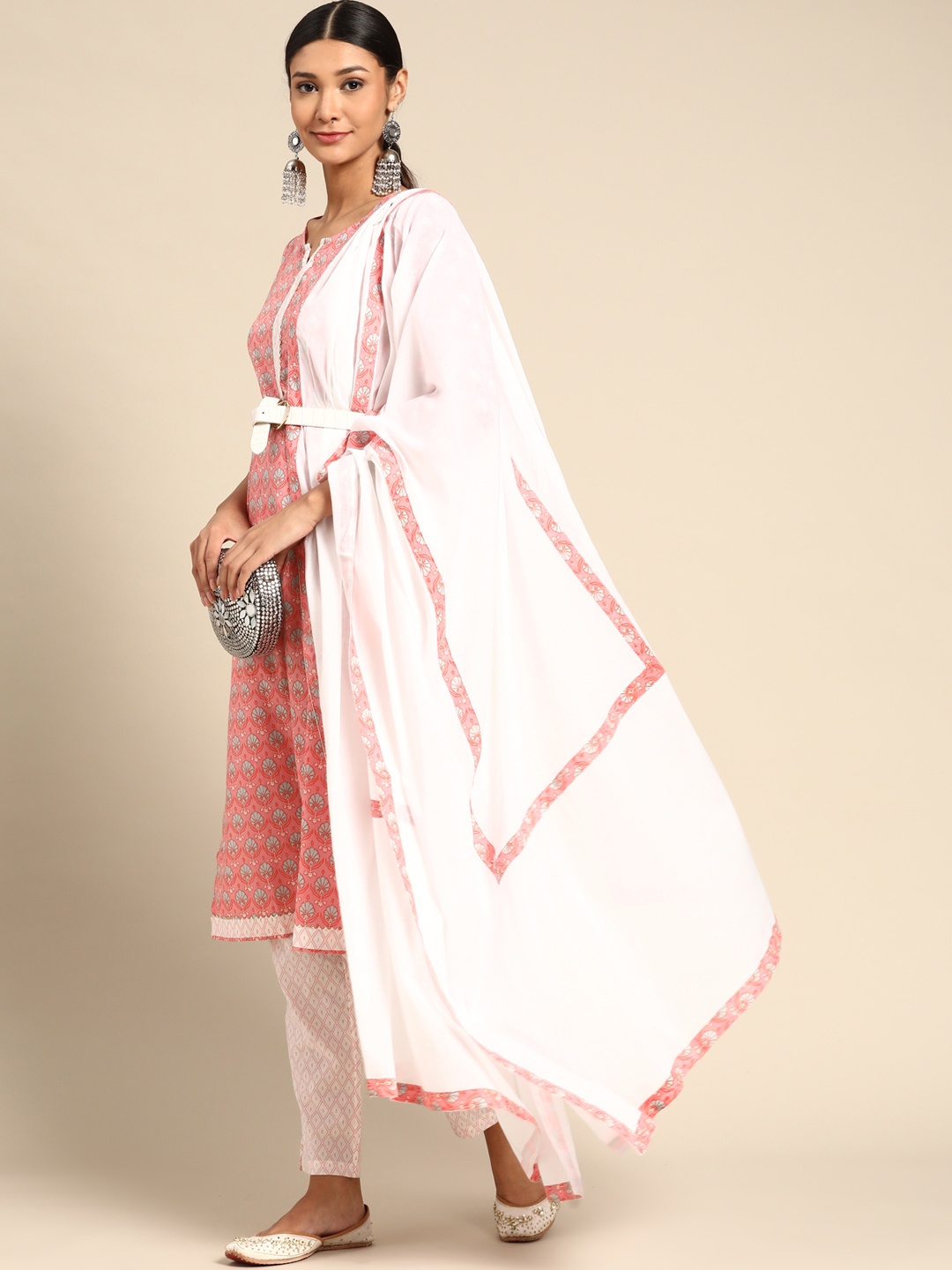 Sangria Women Pink Floral Printed Gotta Patti Pure Cotton Kurta with Trousers & With Dupatta
Sangria Women Pink Floral Printed Gotta Patti Pure Cotton Kurta with Trousers & With Dupatta