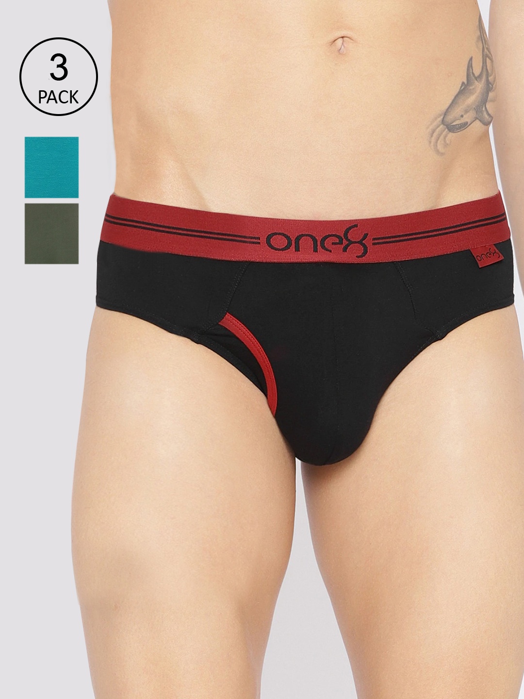 one8 by Virat Kohli Men Pack of 3 Black Solid Low Rise Premium Cotton Stretch Briefs 205Q1
one8 by Virat Kohli Men Pack of 3 Black Solid Low Rise Premium Cotton Stretch Briefs 205Q1