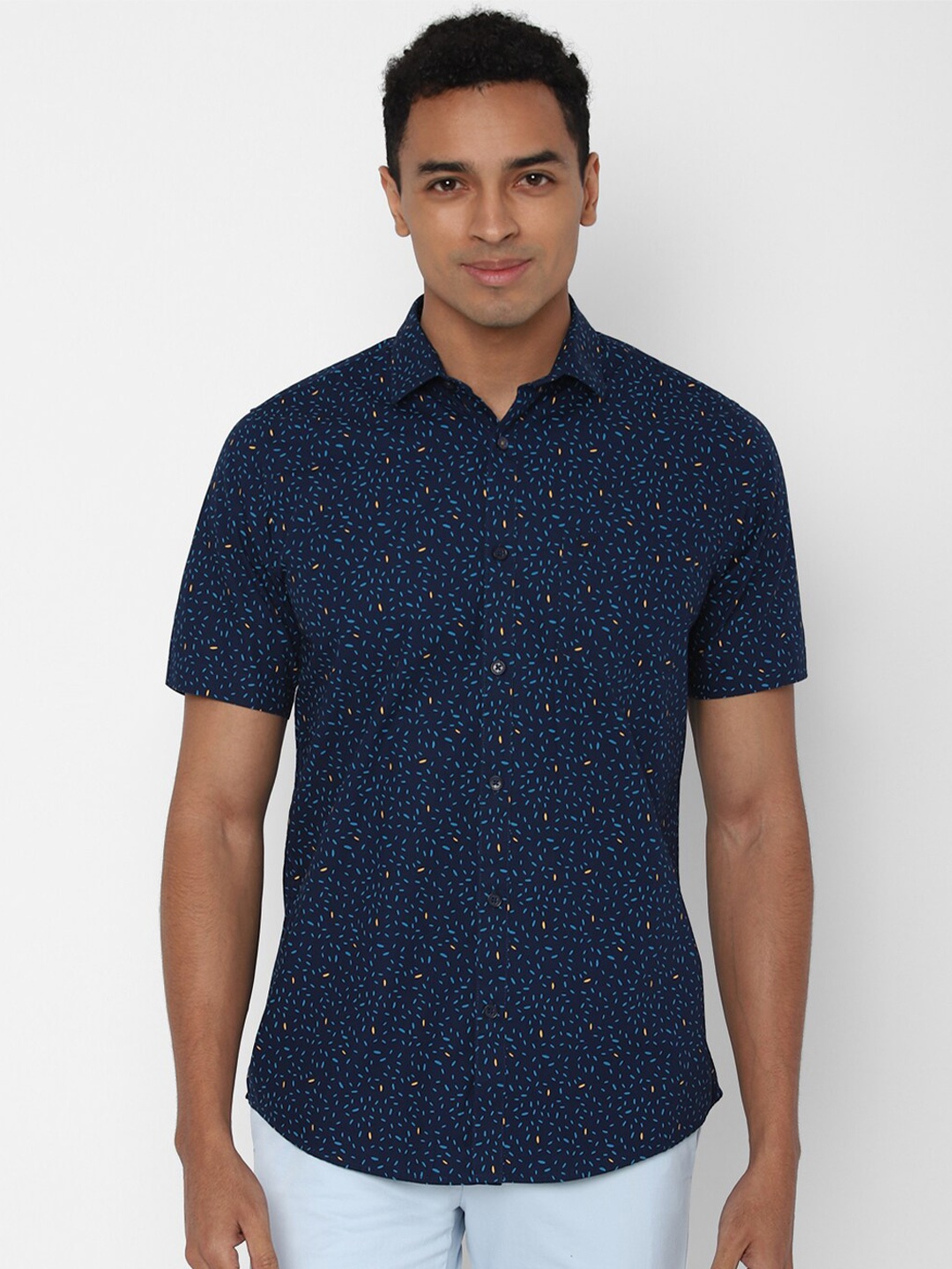 Allen Solly Men Blue Slim Fit Printed Casual Shirt