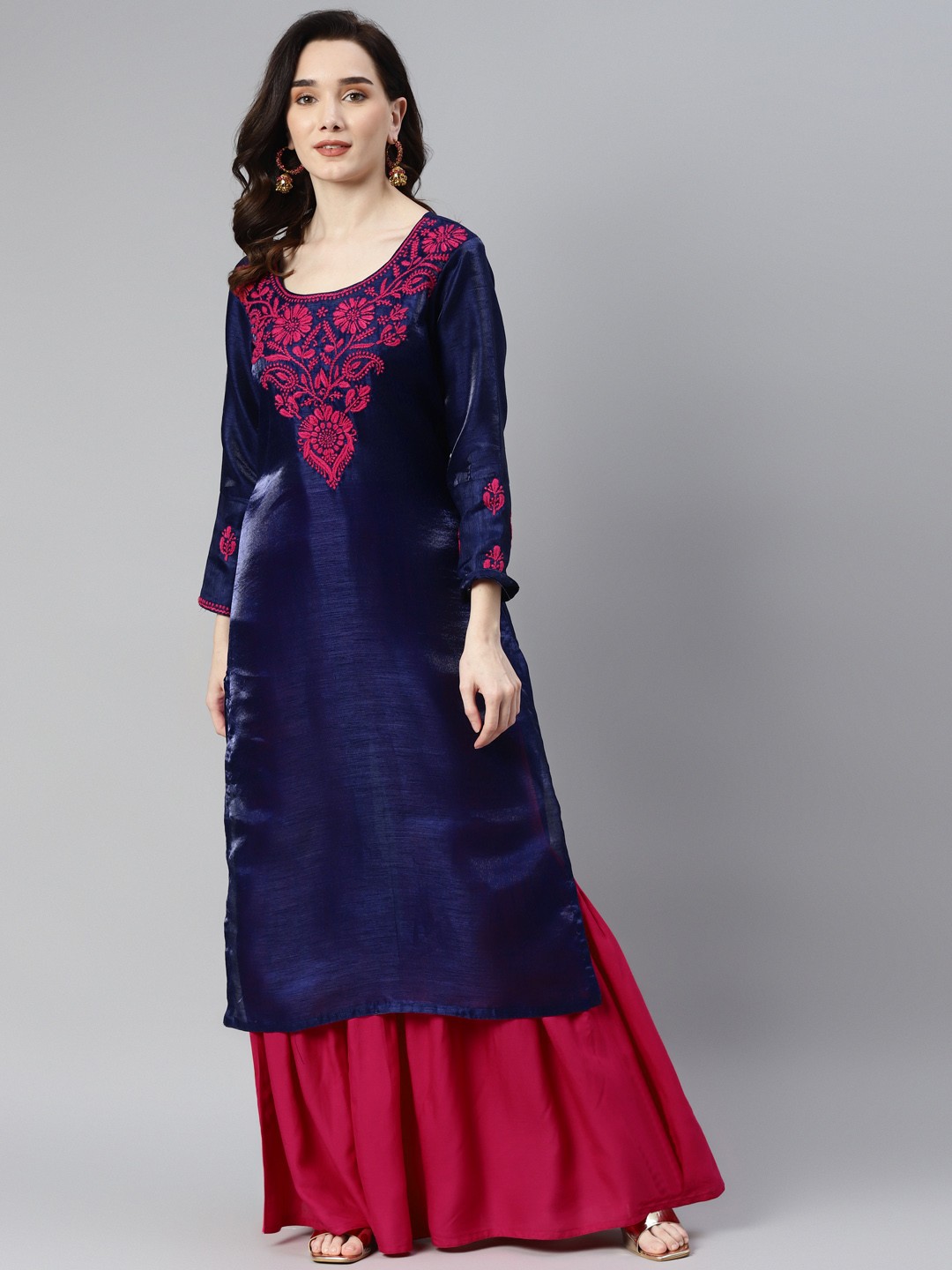 SHADES OF FAASHION Women Navy Blue Ethnic Motifs Embroidered Chikankari Kurta with Palazzos
SHADES OF FAASHION Women Navy Blue Ethnic Motifs Embroidered Chikankari Kurta with Palazzos