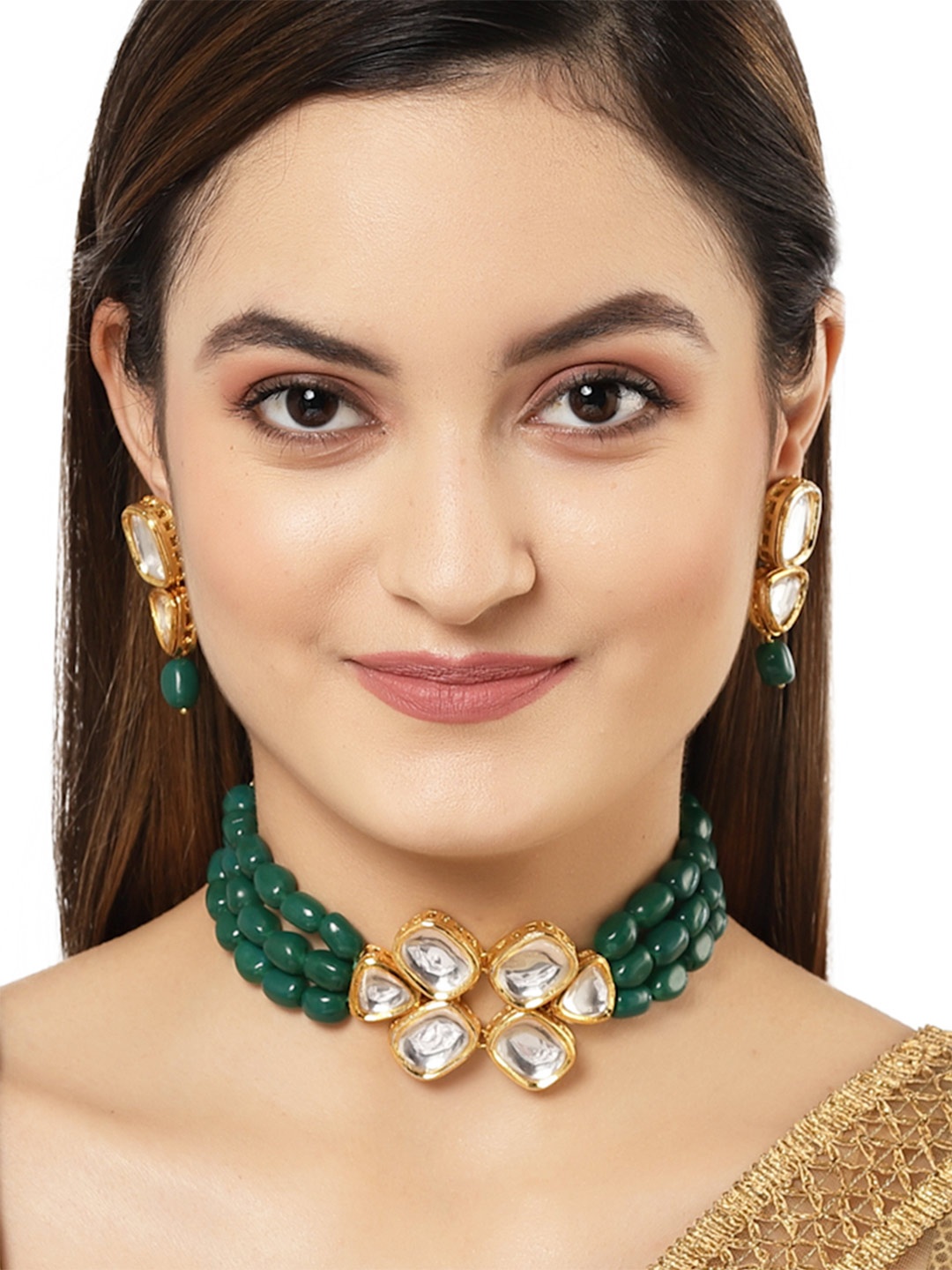 KARATCART Gold-Plated Green & White Kundan Studded & Beaded Handcrafted Jewellery Set
KARATCART Gold-Plated Green & White Kundan Studded & Beaded Handcrafted Jewellery Set