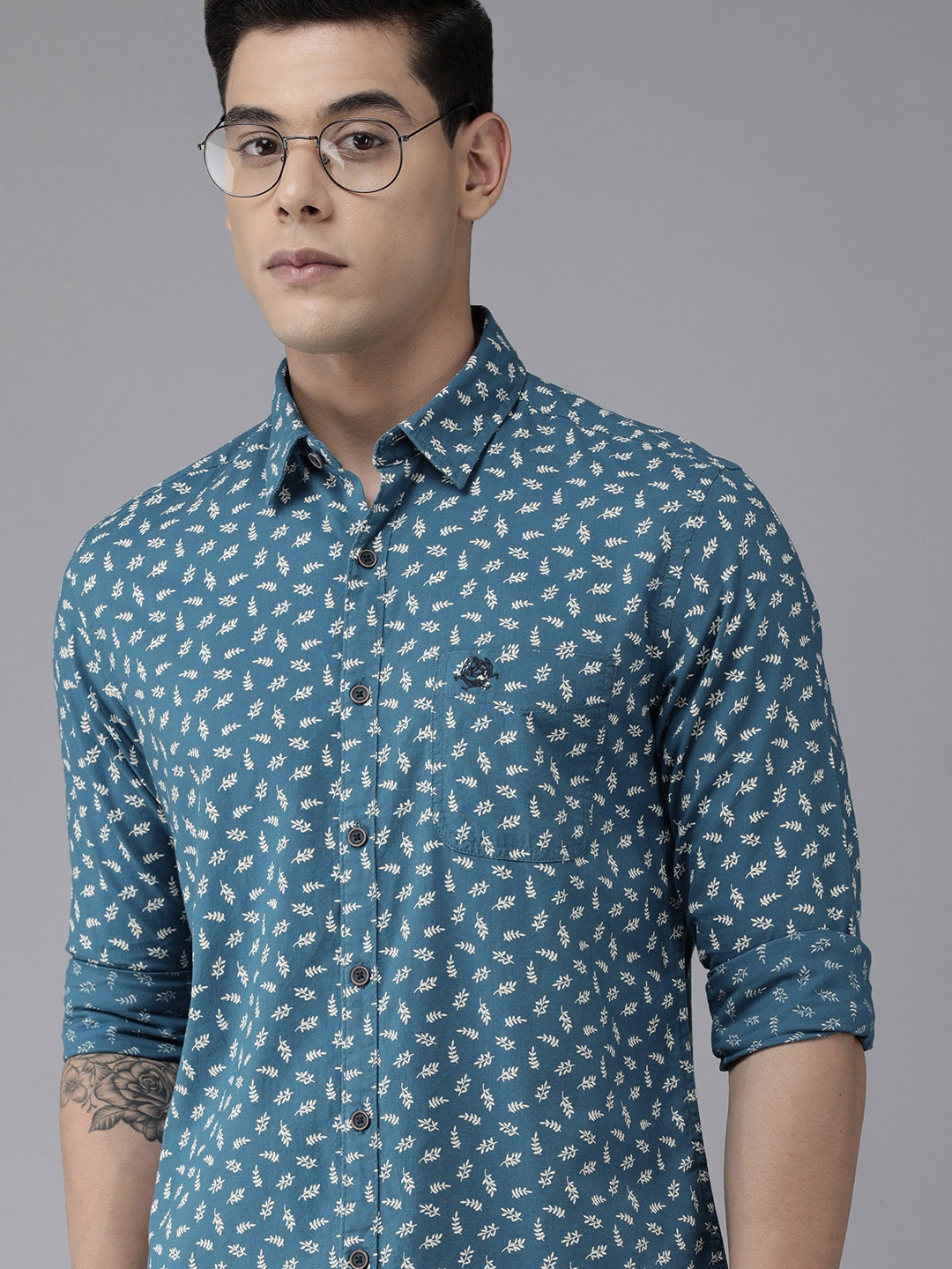 U.S. Polo Assn. Denim Co. Denim Co Men Blue Slim Fit Tropical Printed Pure Cotton Casual Shirt
U.S. Polo Assn. Denim Co. Denim Co Men Blue Slim Fit Tropical Printed Pure Cotton Casual Shirt