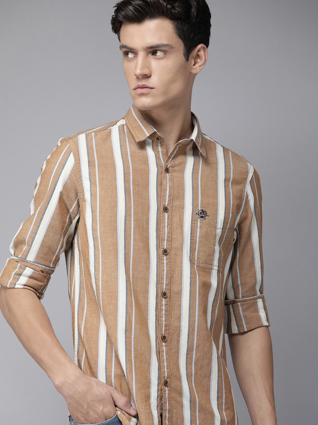 U.S. Polo Assn. Denim Co. Denim Co Men Brown And Cream Slim Fit Striped Pure Cotton Casual Shirt
U.S. Polo Assn. Denim Co. Denim Co Men Brown And Cream Slim Fit Striped Pure Cotton Casual Shirt