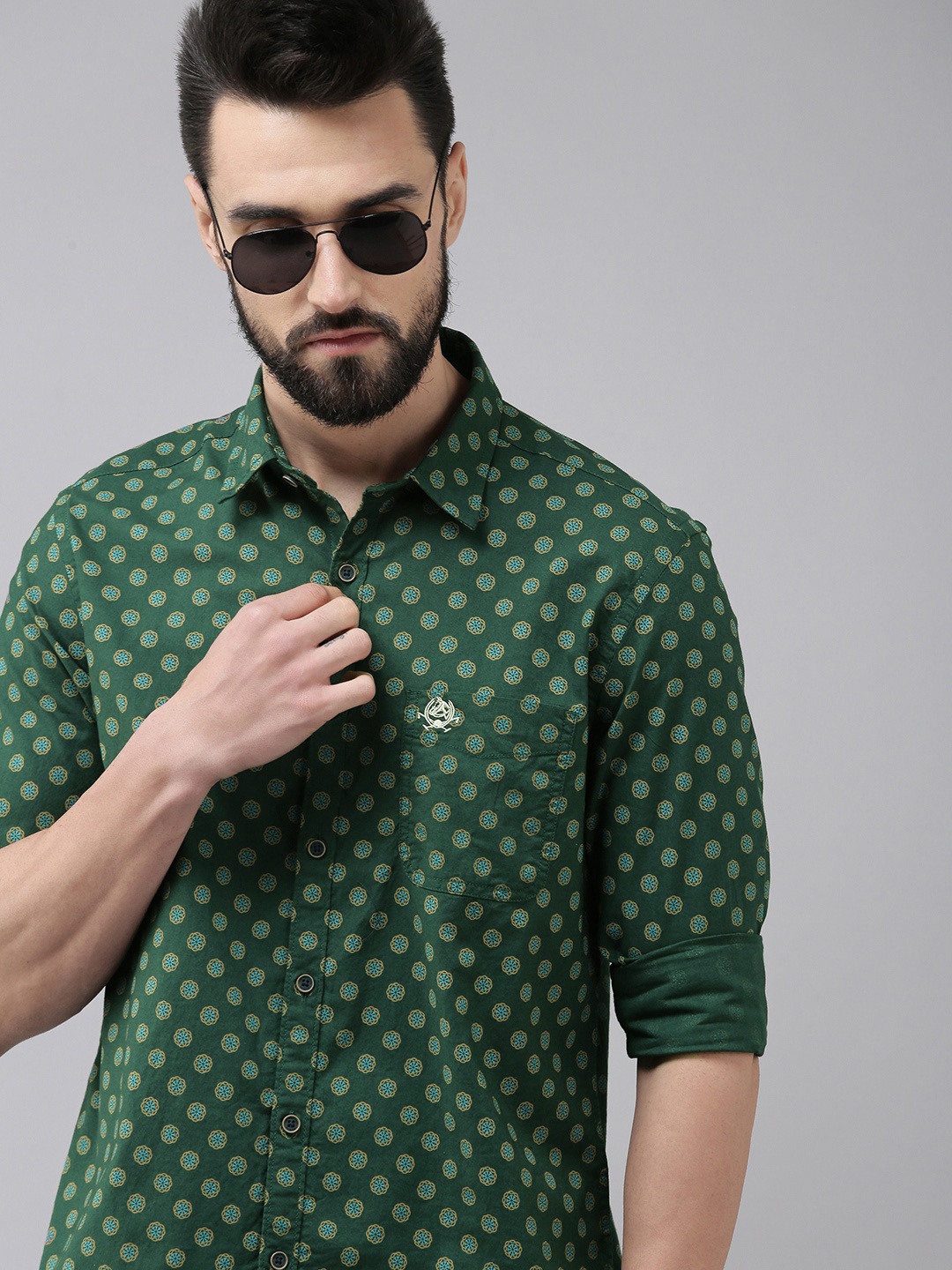 U.S. Polo Assn. Denim Co. Men Green Slim Fit Printed Pure Cotton Casual Shirt
U.S. Polo Assn. Denim Co. Men Green Slim Fit Printed Pure Cotton Casual Shirt