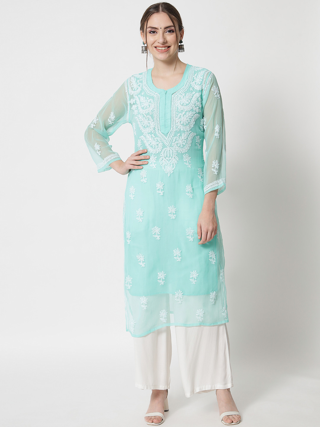 PARAMOUNT CHIKAN Women Sea Green Ethnic Motifs Embroidered Chikankari Georgette Kurta
PARAMOUNT CHIKAN Women Sea Green Ethnic Motifs Embroidered Chikankari Georgette Kurta