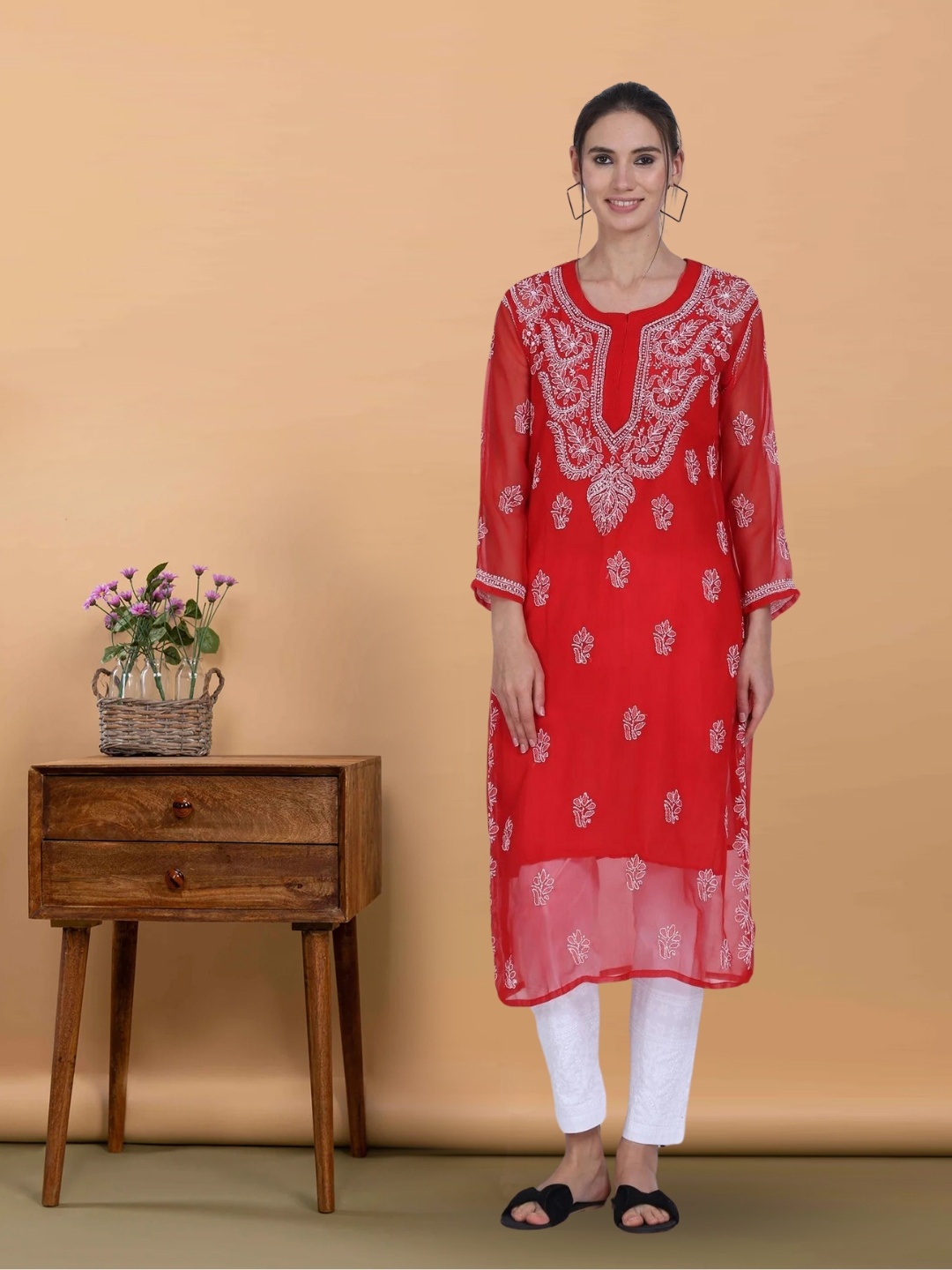 PARAMOUNT CHIKAN Women Red & White Ethnic Motifs Embroidered Chikankari Georgette Kurta
PARAMOUNT CHIKAN Women Red & White Ethnic Motifs Embroidered Chikankari Georgette Kurta