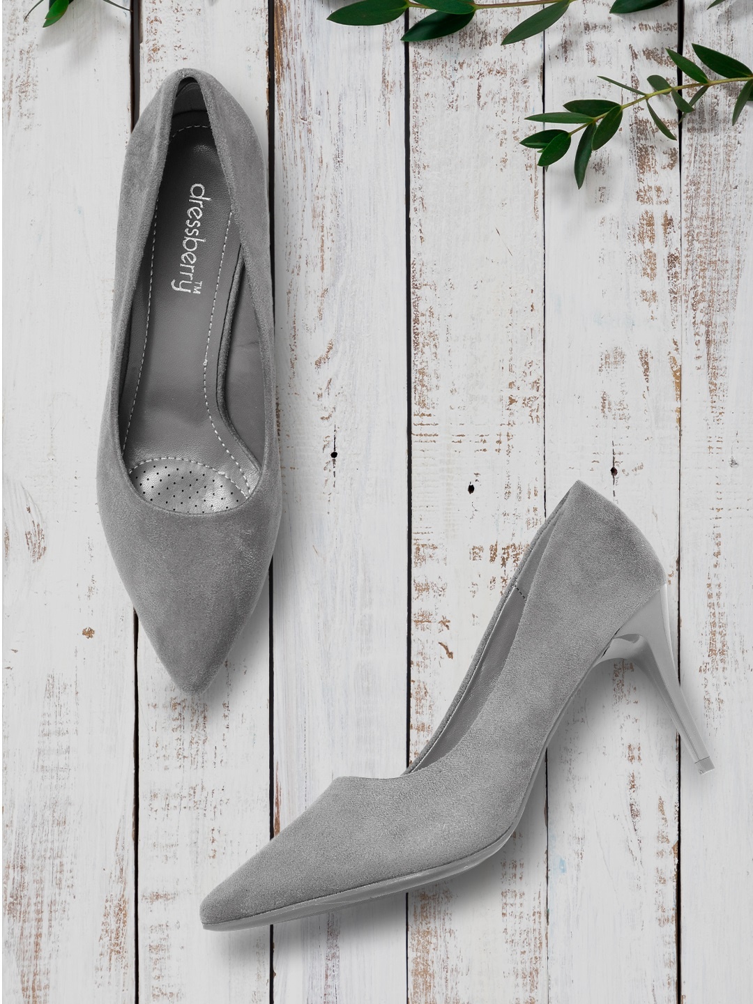 DressBerry Grey Solid Pumps