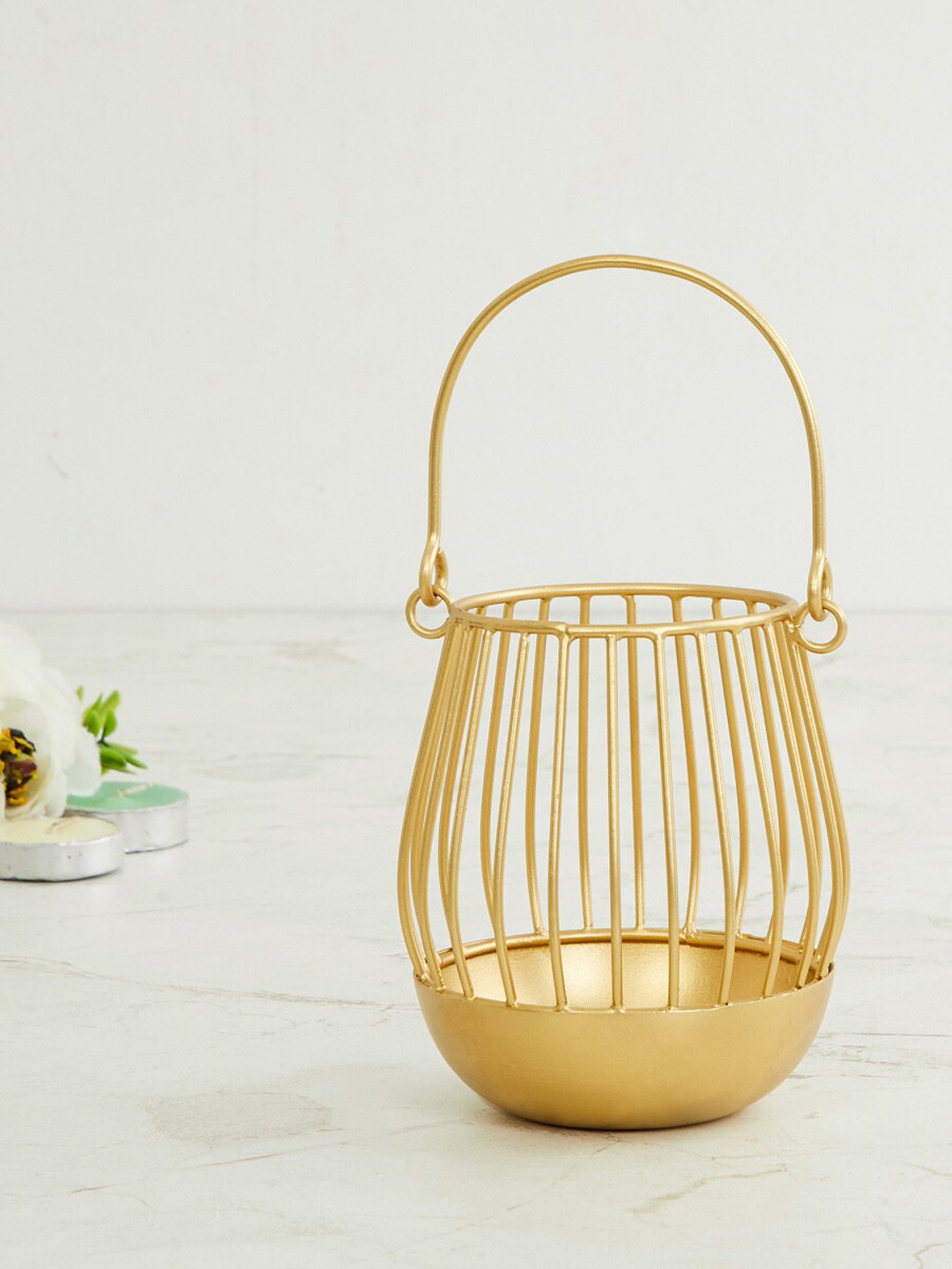Home Centre Gold-Coloured Leon Wire T-light Holder 
Home Centre Gold-Coloured Leon Wire T-light Holder