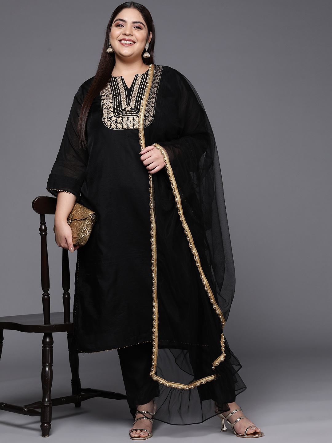 INDDUS PLUS Women Plus Size Yoke Design Chanderi Cotton Kurta with Trousers & Dupatta, Black
INDDUS PLUS Women Plus Size Yoke Design Chanderi Cotton Kurta with Trousers & Dupatta, Black