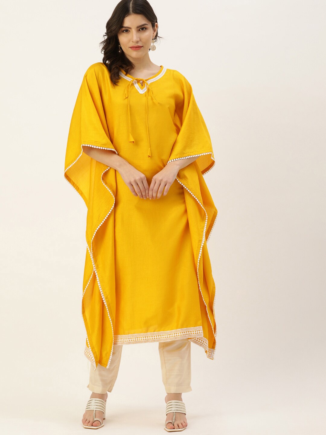 Somras Women Yellow Embroidered Keyhole Neck Flared Sleeves Gotta Patti Kaftan Kurta
Somras Women Yellow Embroidered Keyhole Neck Flared Sleeves Gotta Patti Kaftan Kurta
