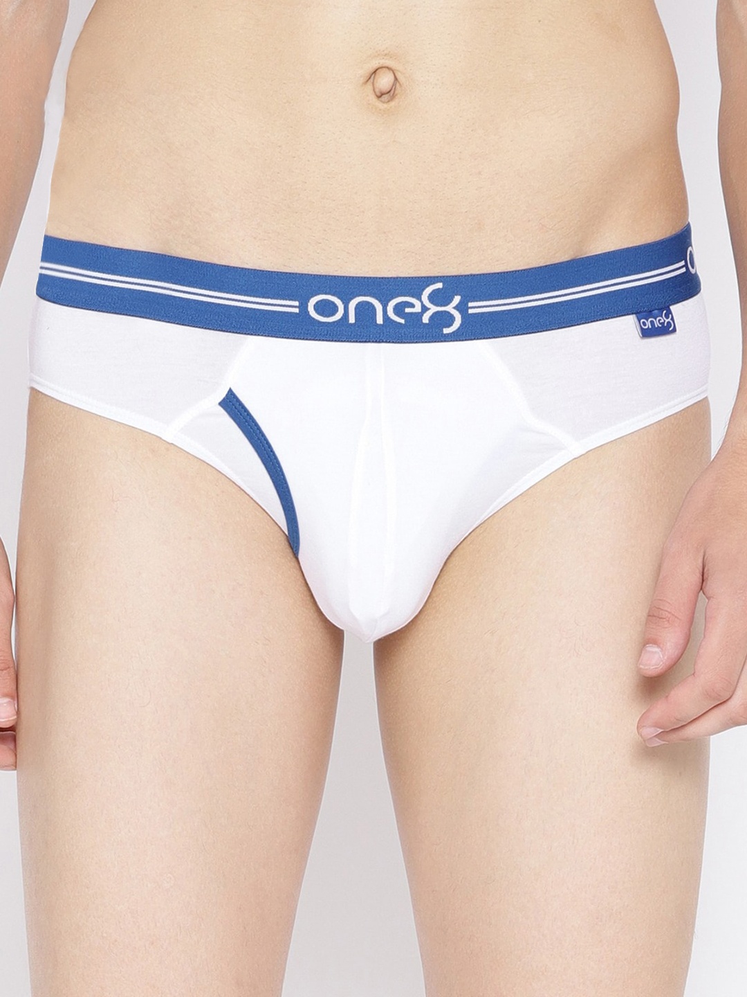 one8 by Virat Kohli Men Pack of 3 White & Blue Low-Rise Premium Cotton Stretch Briefs
one8 by Virat Kohli Men Pack of 3 White & Blue Low-Rise Premium Cotton Stretch Briefs