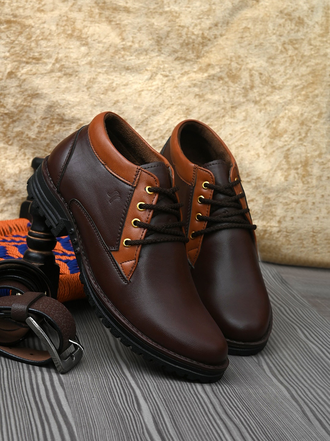 Sir Corbett Men Brown Colourblocked Derbys