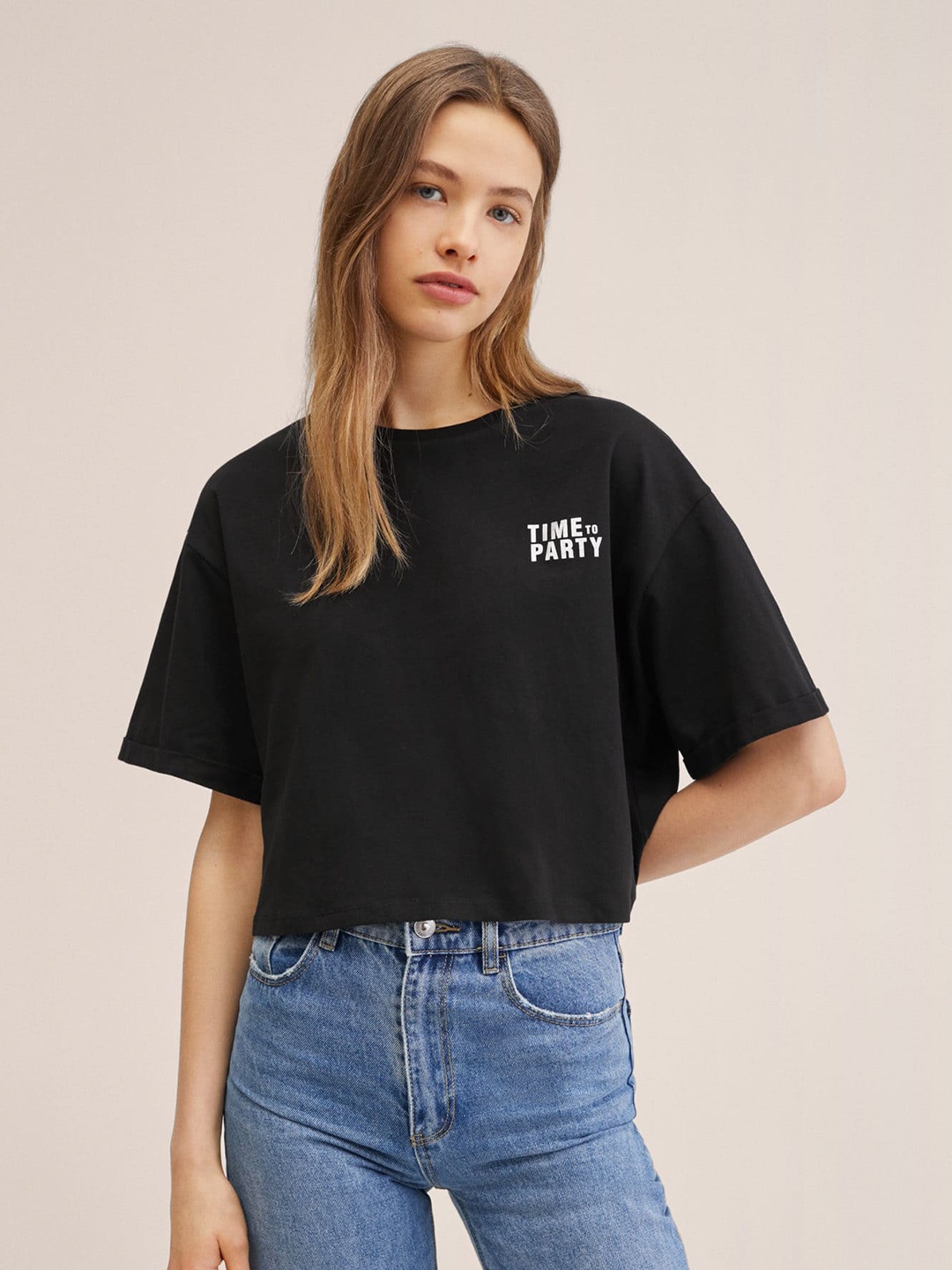 Mango Kids Girls Black Typography Print Detail Drop-Shoulder Sleeves Pure Cotton T-shirt
Mango Kids Girls Black Typography Print Detail Drop-Shoulder Sleeves Pure Cotton T-shirt