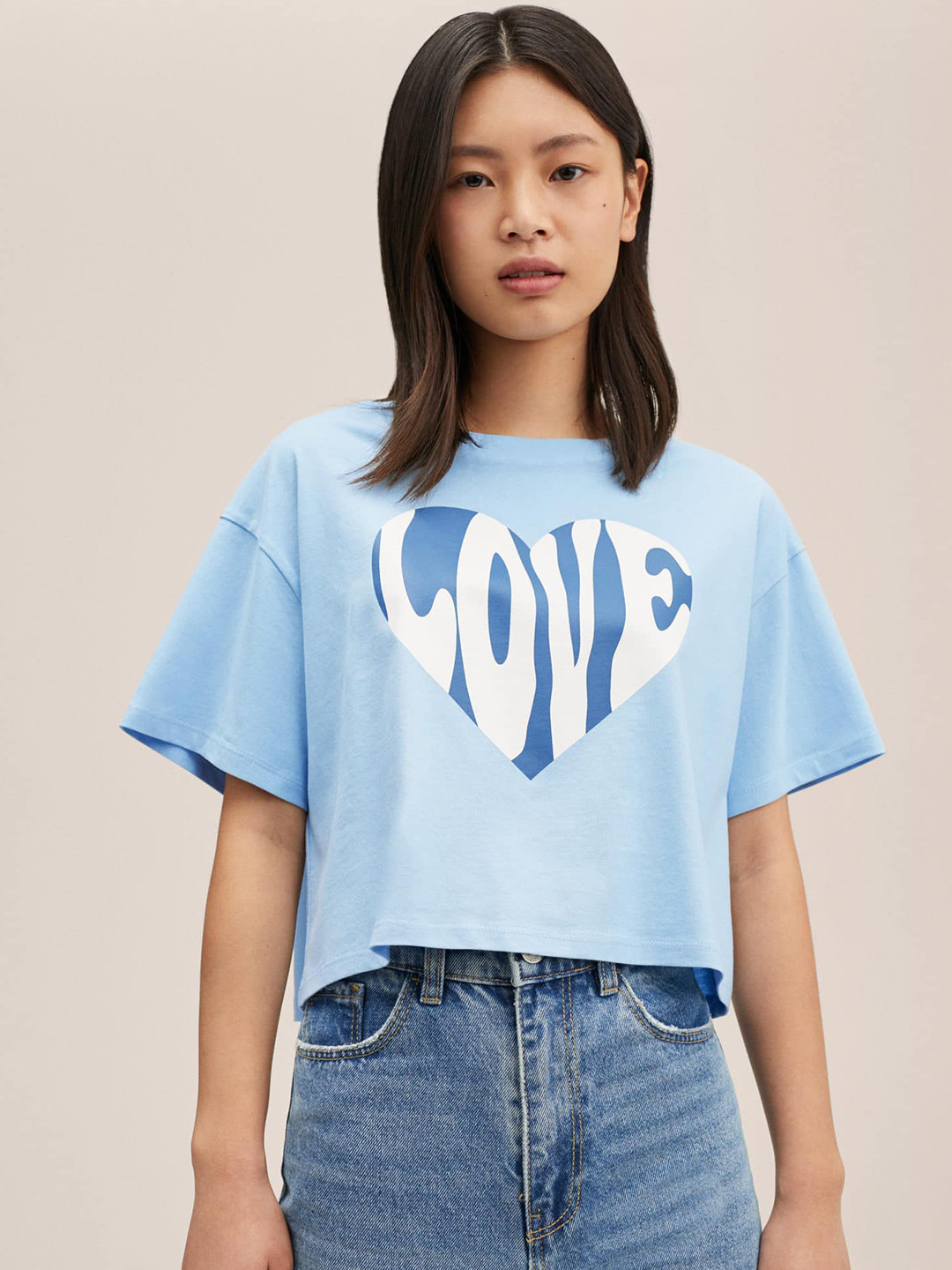 Mango Kids Girls Blue & White Typography Pure Cotton Drop-Shoulder Sleeves T-shirt 
Mango Kids Girls Blue & White Typography Pure Cotton Drop-Shoulder Sleeves T-shirt