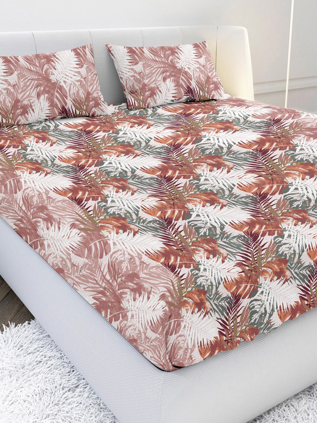 MAYFAIR HOMES LONDON Red & White Floral 210 TC Cotton Satin King with 2 Pillow Covers
MAYFAIR HOMES LONDON Red & White Floral 210 TC Cotton Satin King with 2 Pillow Covers
