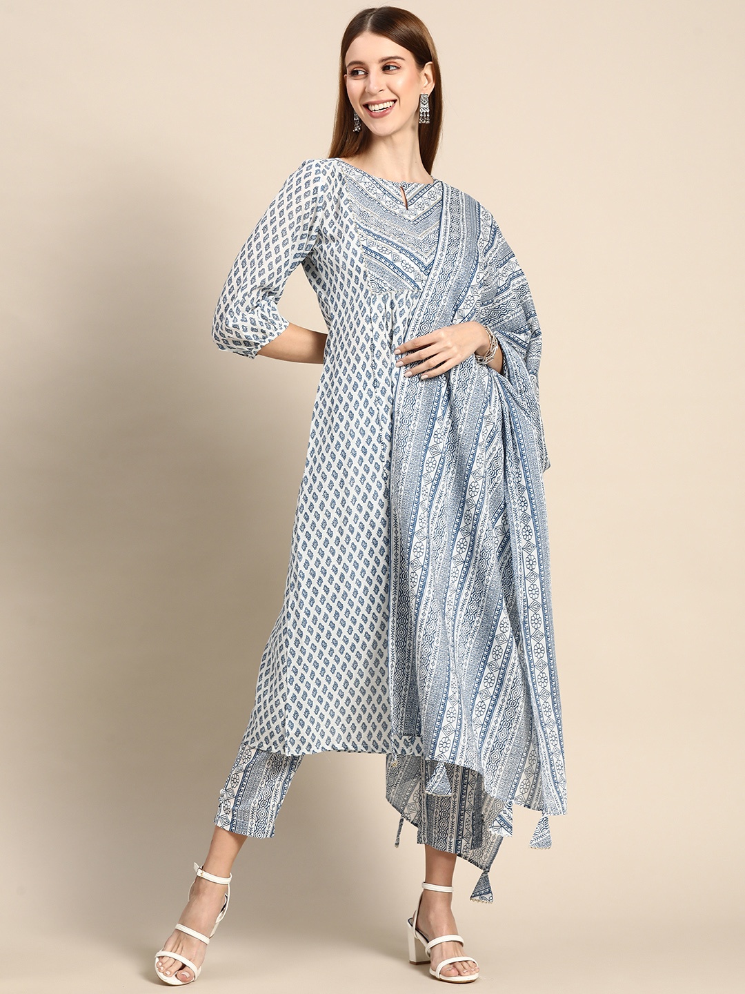 Anouk Women Blue Ethnic Motifs Printed Gotta Patti Cotton Kurta with Trousers & Dupatta
Anouk Women Blue Ethnic Motifs Printed Gotta Patti Cotton Kurta with Trousers & Dupatta