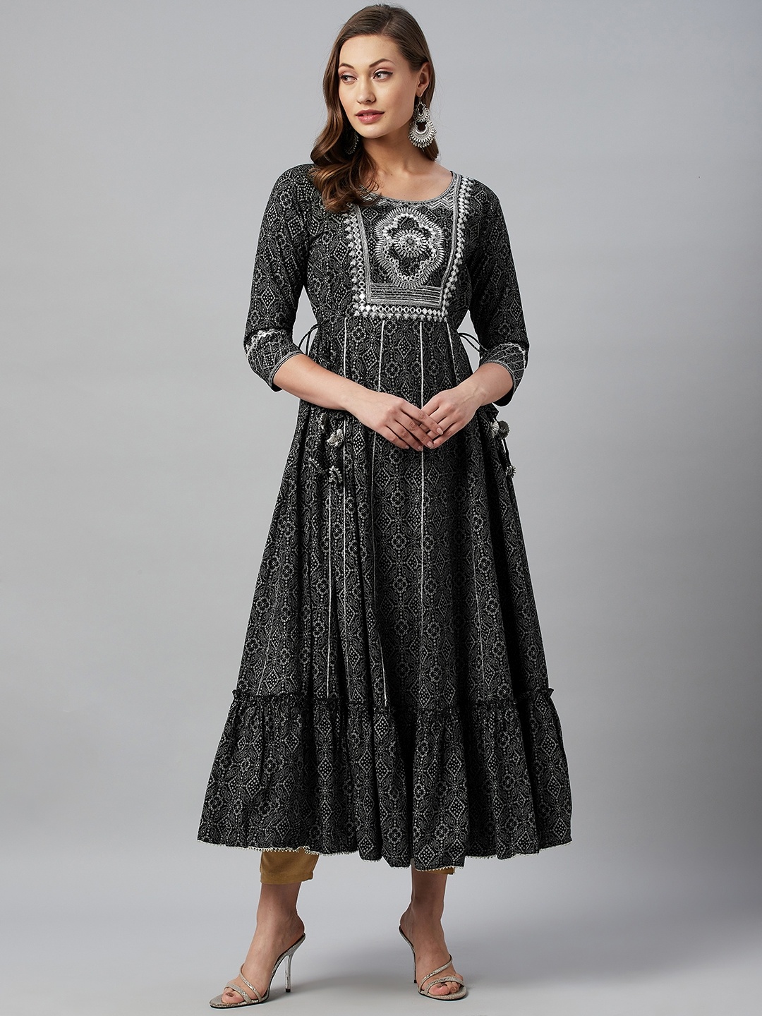 HIGHLIGHT FASHION EXPORT Women Black & Silver Bandhani Printed Gotta Patti Anarkali Kurta
HIGHLIGHT FASHION EXPORT Women Black & Silver Bandhani Printed Gotta Patti Anarkali Kurta