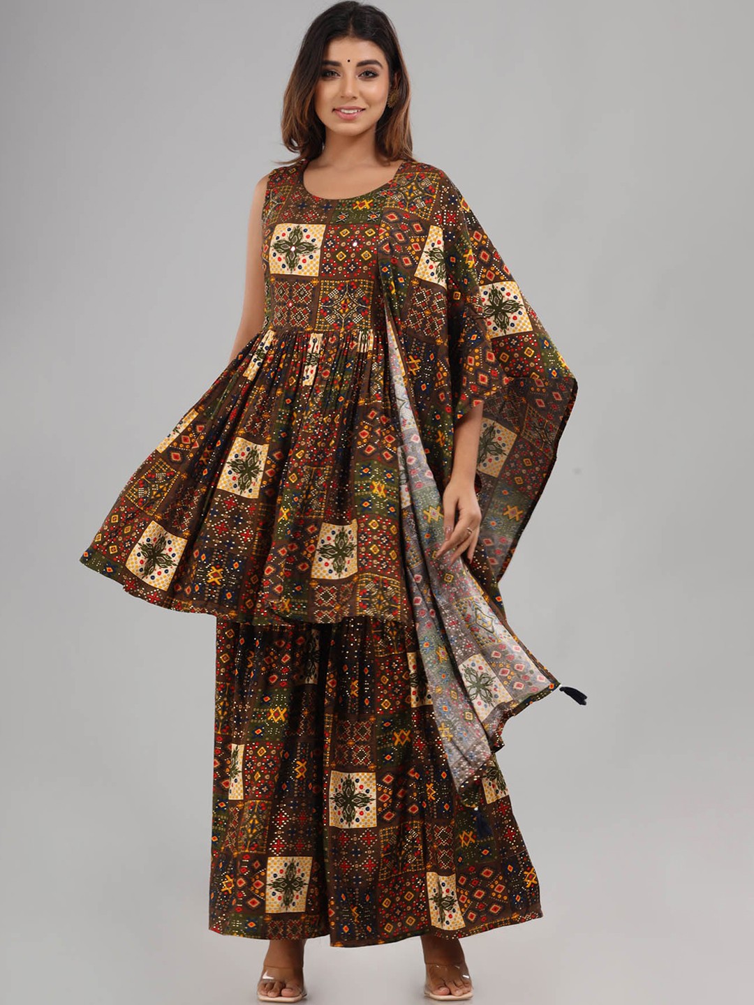 FASHION DWAR Women Multicoloured Ethnic Motifs Printed Pleated Pure Cotton Kurti with Sharara & With Dupatta, Multi
FASHION DWAR Women Multicoloured Ethnic Motifs Printed Pleated Pure Cotton Kurti with Sharara & With Dupatta, Multi