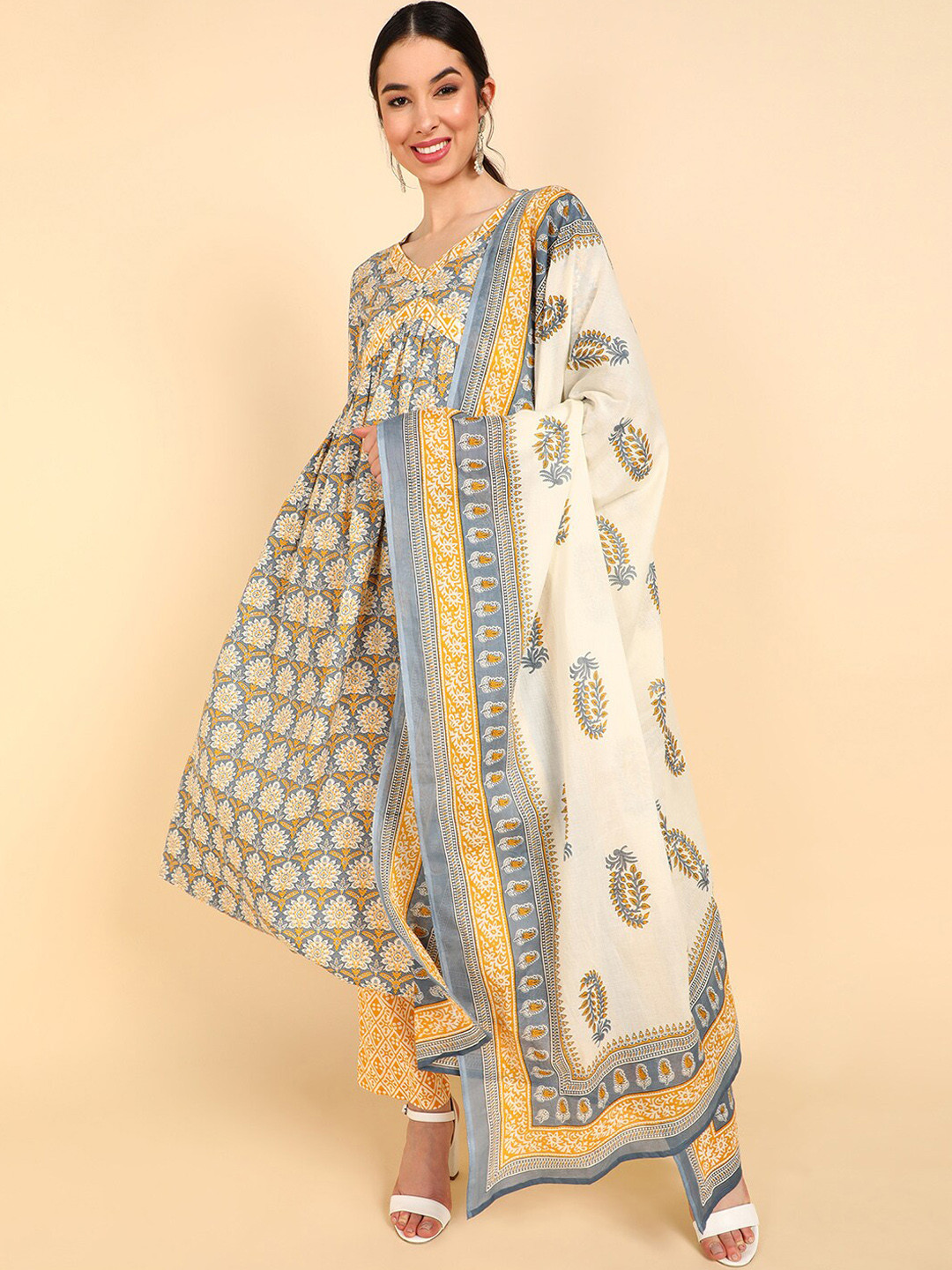 AHIKA Women Yellow Floral Printed Empire Pure Cotton Kurta with Trousers & With Dupatta
AHIKA Women Yellow Floral Printed Empire Pure Cotton Kurta with Trousers & With Dupatta