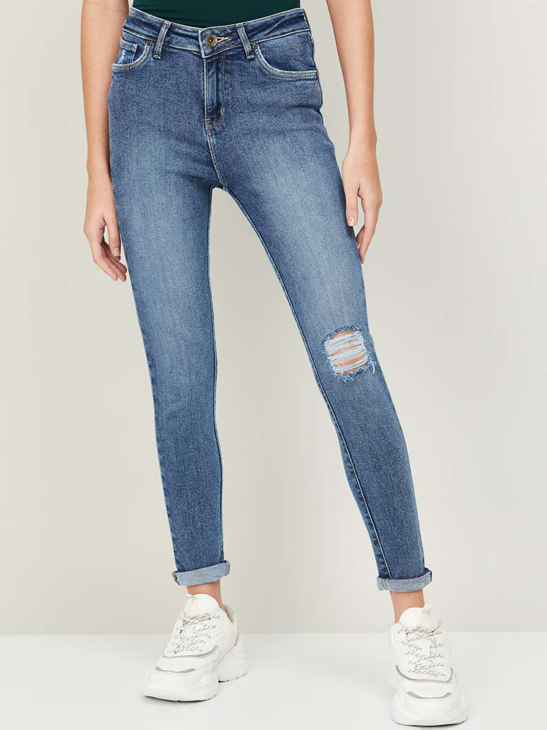 Xpose Women Blue Comfort Slim Fit High-Rise Low Distress Heavy Fade Stretchable Jeans
Xpose Women Blue Comfort Slim Fit High-Rise Low Distress Heavy Fade Stretchable Jeans