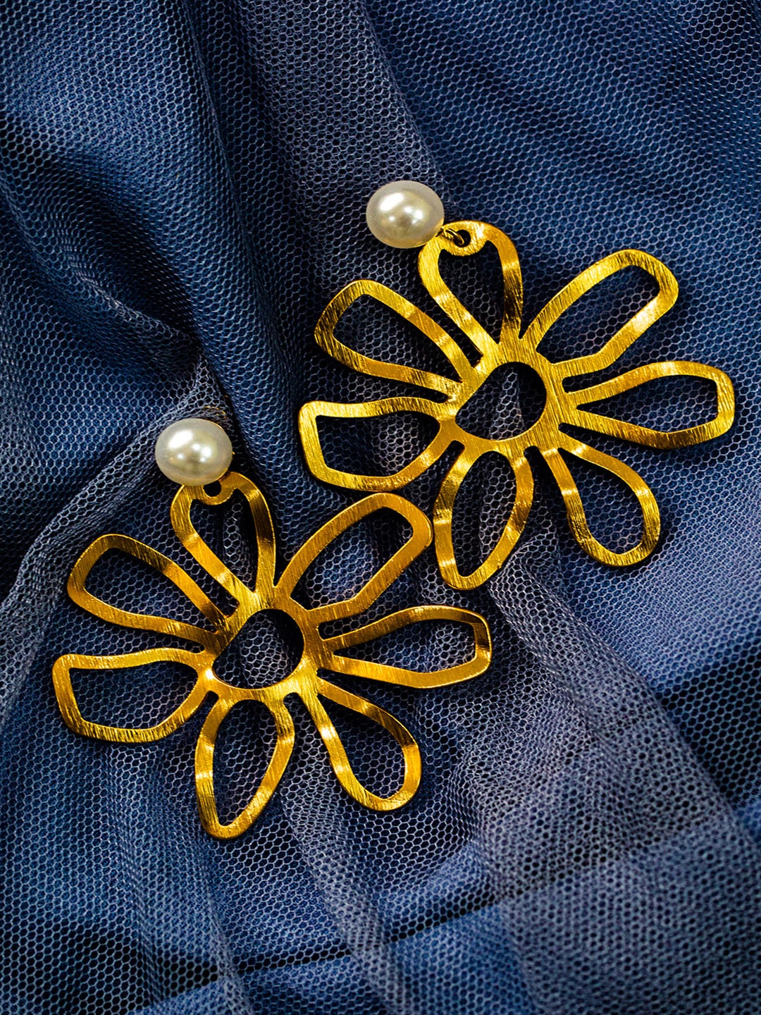 Ishhaara Gold-Toned Floral Drop Earrings