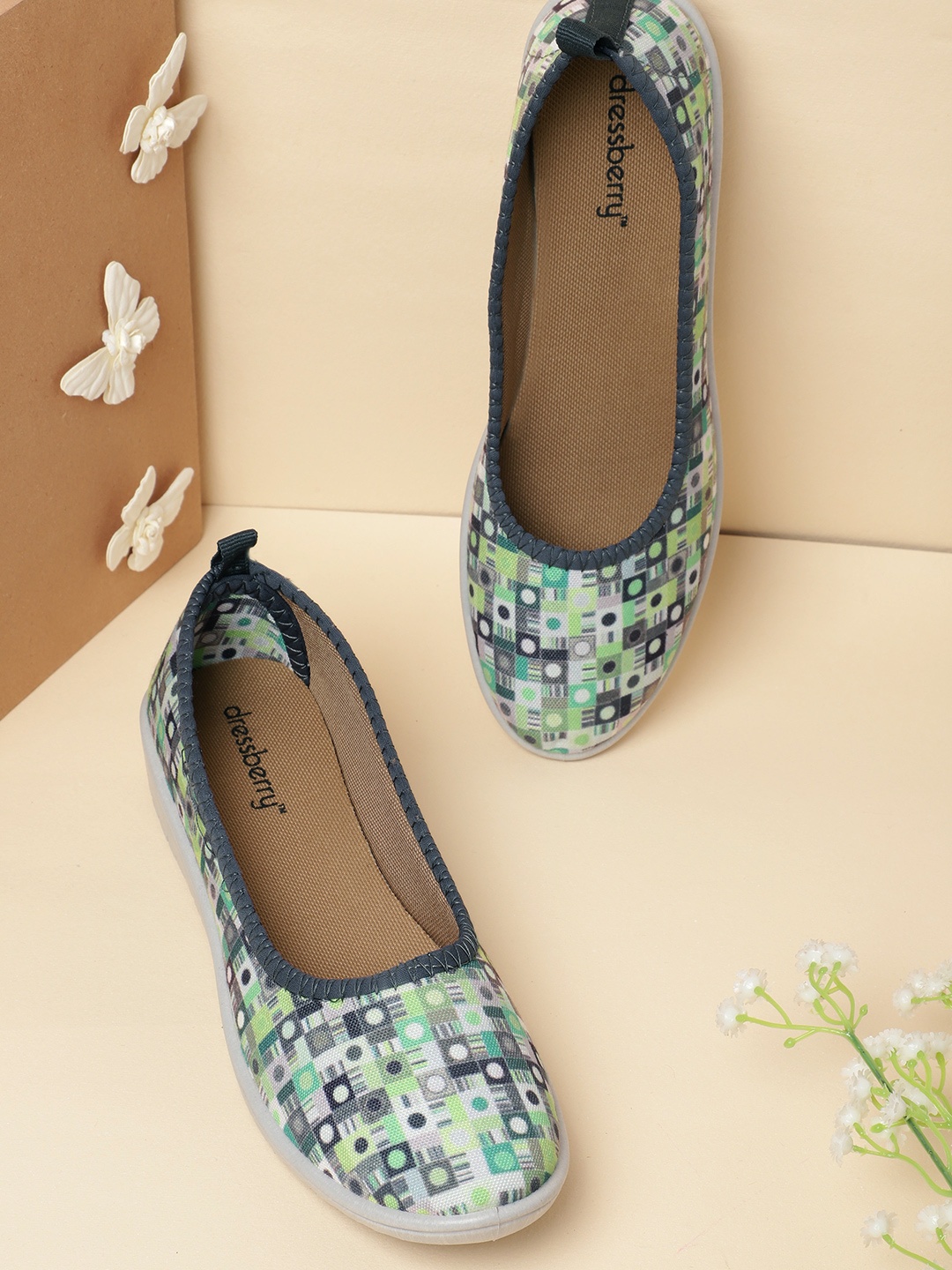 DressBerry Women Geometric Print Ballerinas, Green