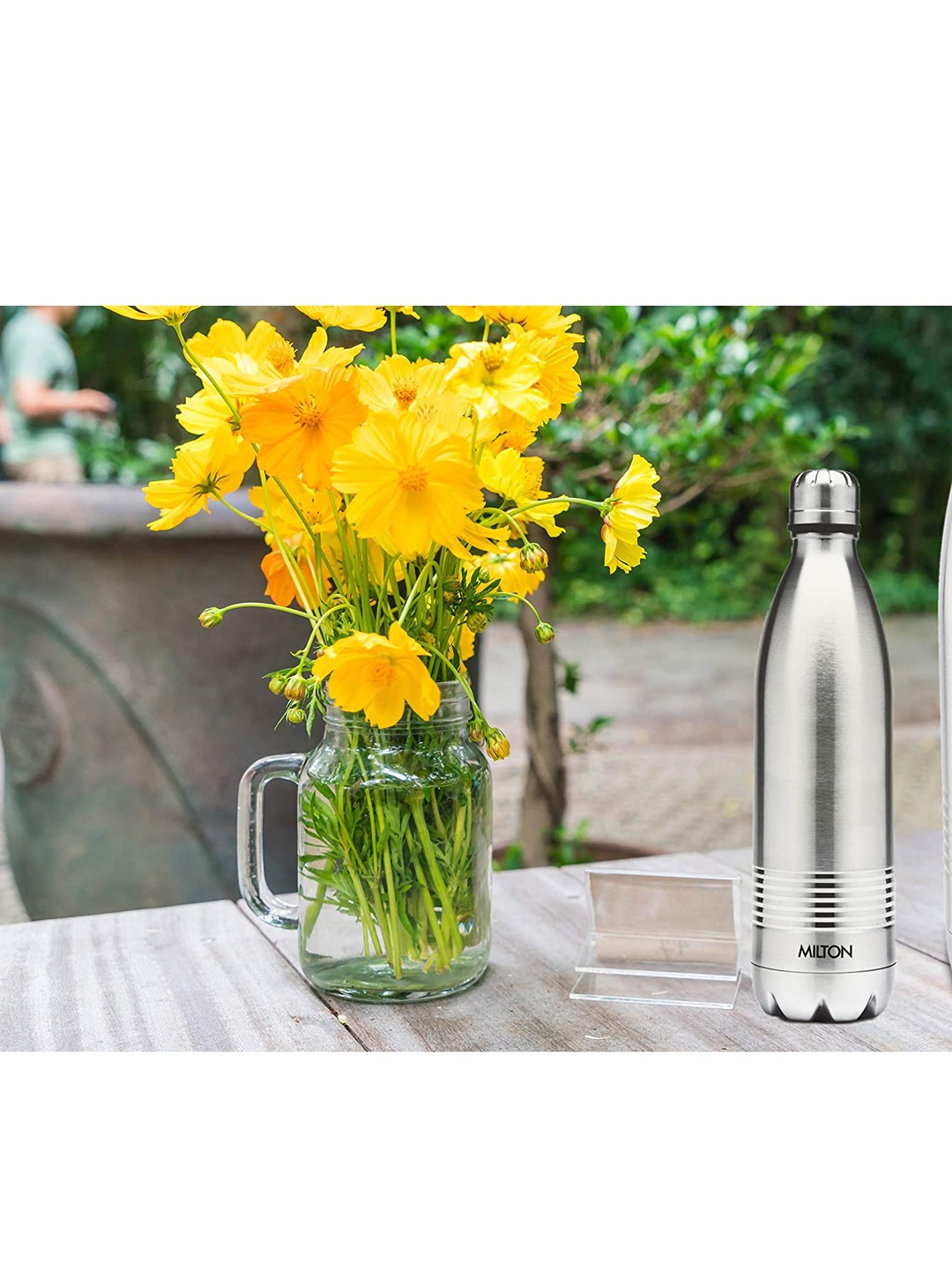 Milton Silver-Toned Thermosteel Plain Lid Insulated Steel Water Bottle 700 ml
Milton Silver-Toned Thermosteel Plain Lid Insulated Steel Water Bottle 700 ml