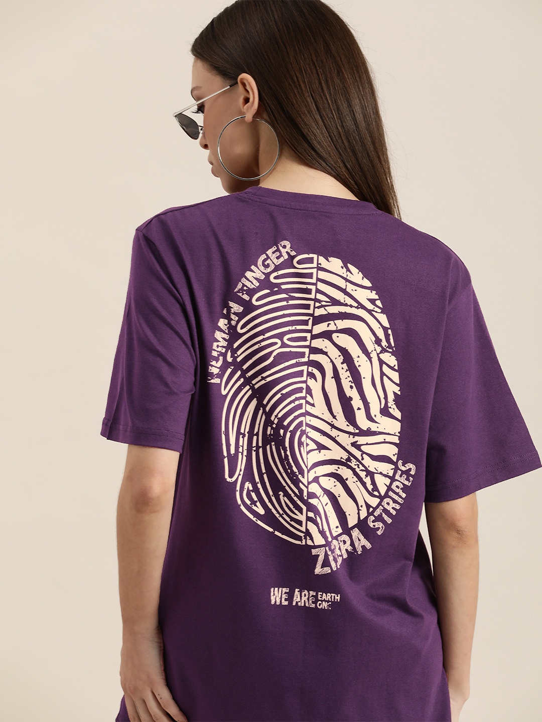 DILLINGER Women Aubergine & Beige Back Graphic Print Cotton Oversized Longline T-shirt, Purple
DILLINGER Women Aubergine & Beige Back Graphic Print Cotton Oversized Longline T-shirt, Purple