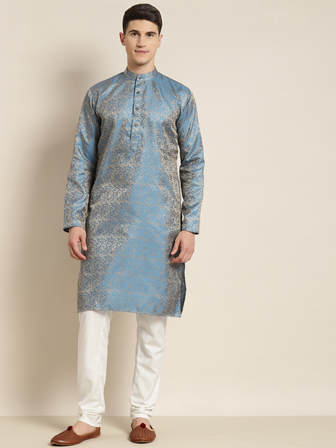 SOJANYA Men Blue Jacquard Silk Kurta with Churidar
SOJANYA Men Blue Jacquard Silk Kurta with Churidar
