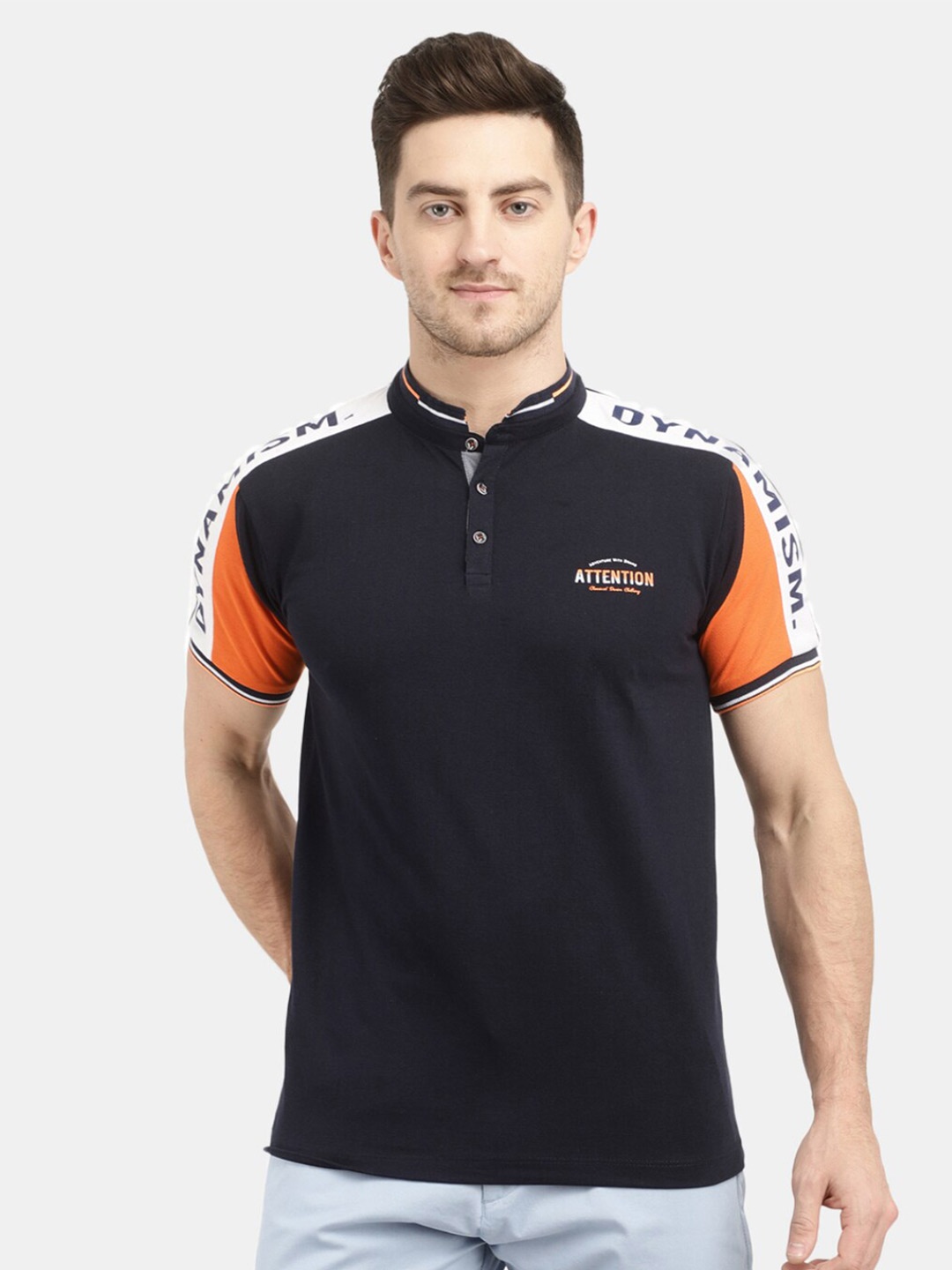 V-Mart Men Navy Blue & Orange Typography Colourblocked Mandarin Collar Slim Fit T-shirt
V-Mart Men Navy Blue & Orange Typography Colourblocked Mandarin Collar Slim Fit T-shirt