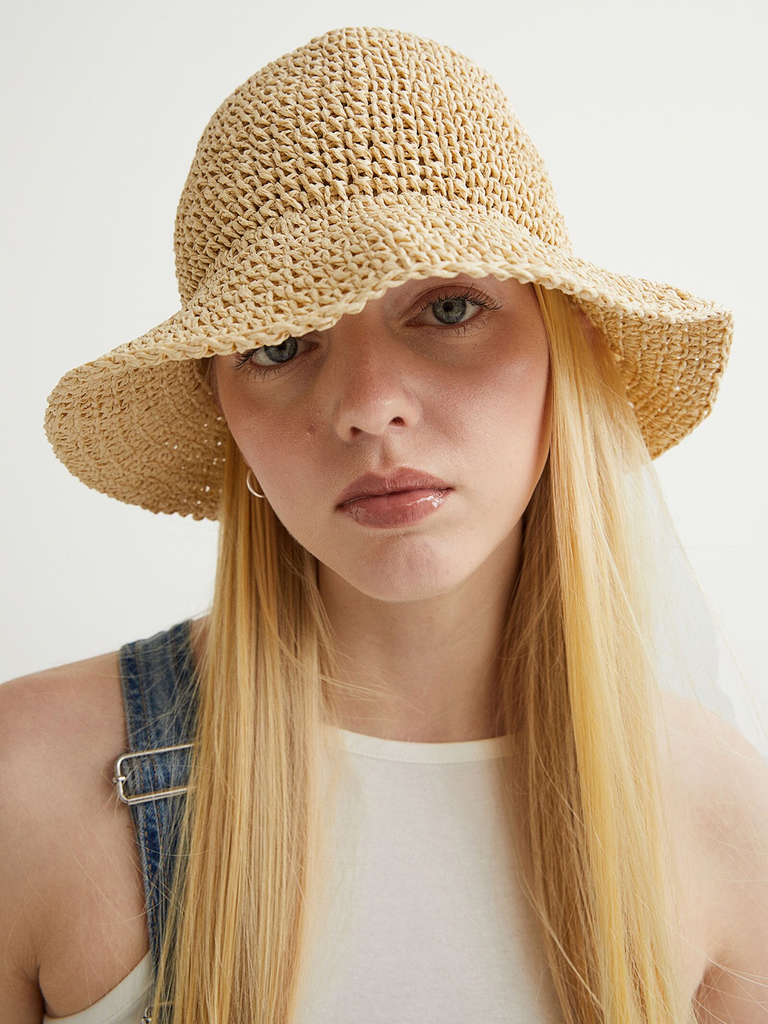 H&M Women Beige Straw Hat
