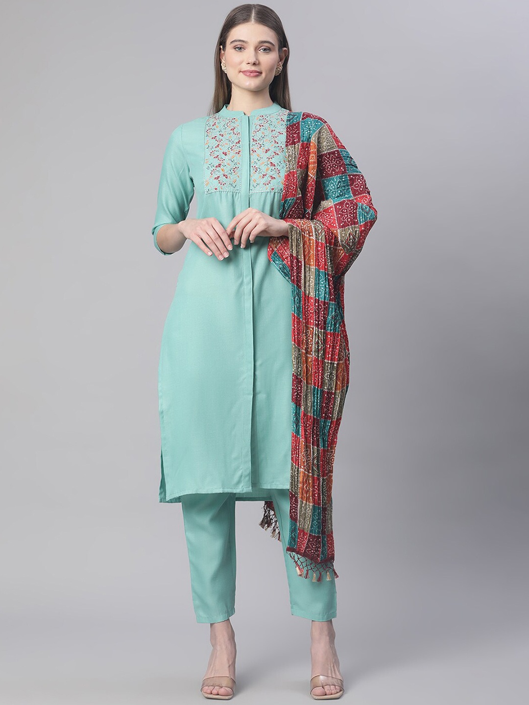 Sringam Women Green Embroidered Panelled Pure Cotton Kurti with Trousers & With Dupatta
Sringam Women Green Embroidered Panelled Pure Cotton Kurti with Trousers & With Dupatta