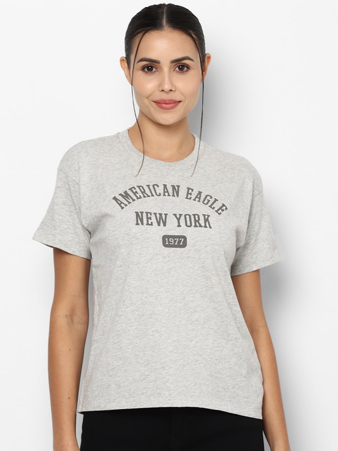 AMERICAN EAGLE OUTFITTERS Women Grey Typography Printed Applique T-shirt