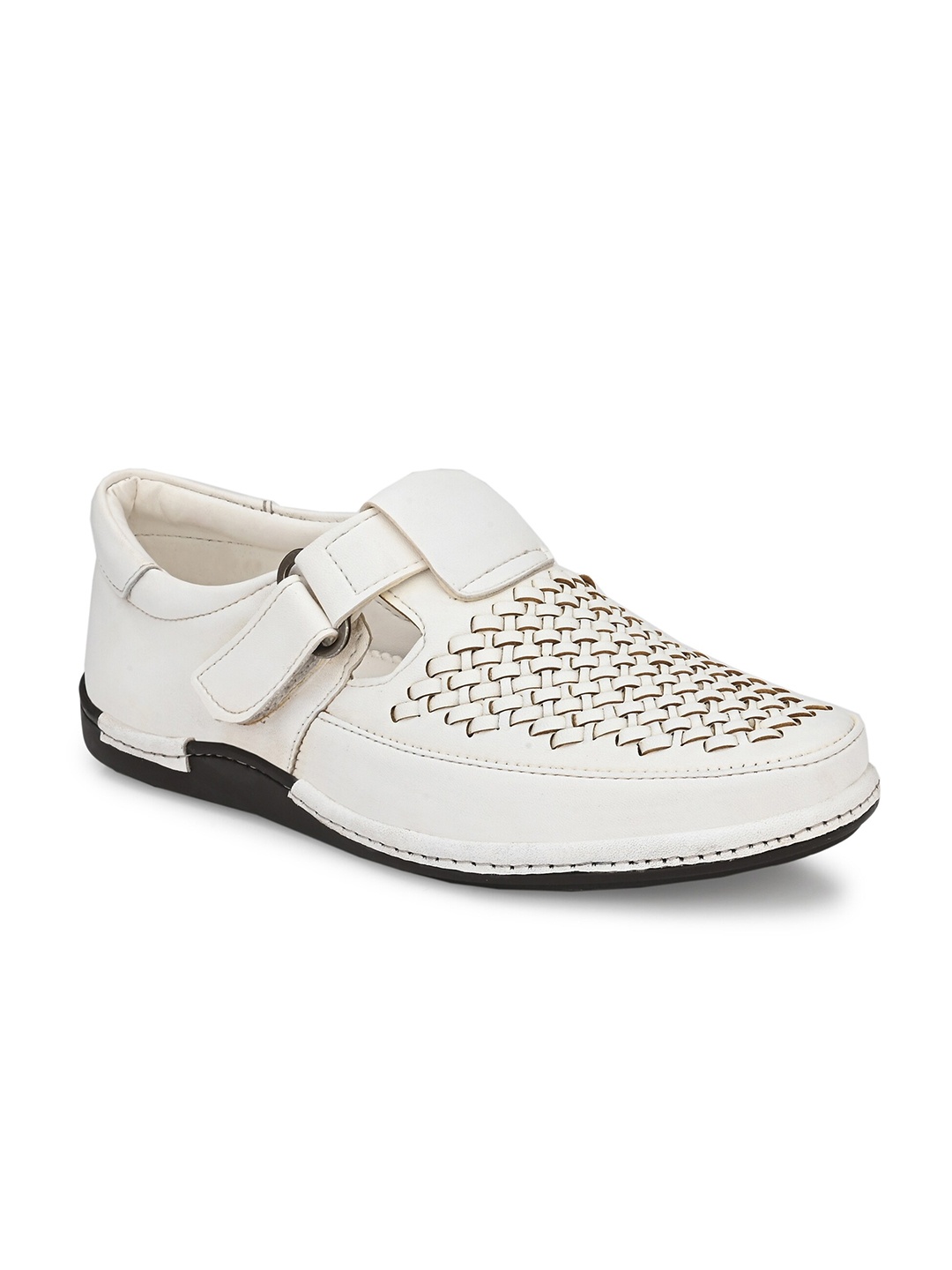 Eego Italy Men White & Black Comfort Ethnic Sandals