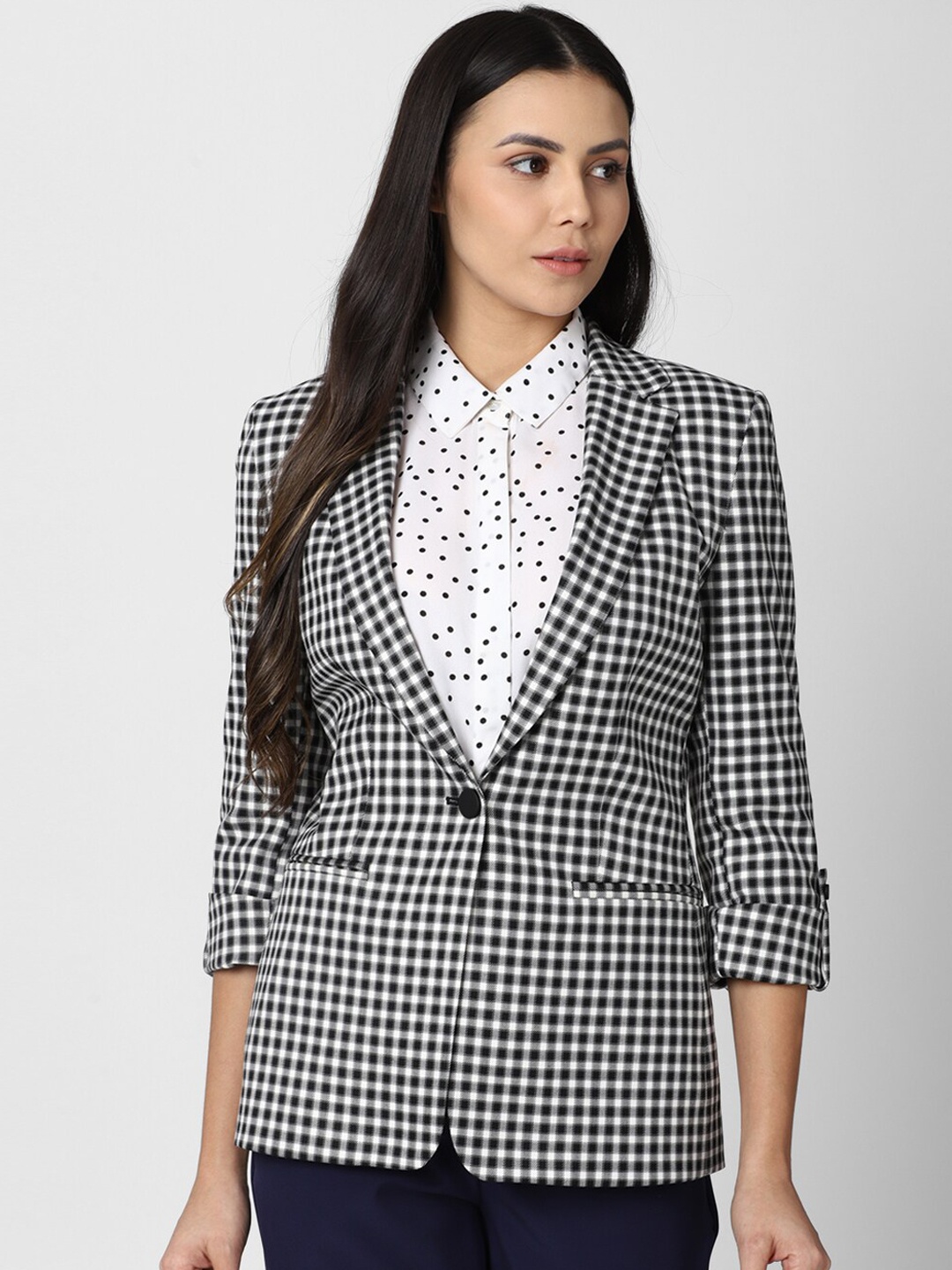 Van Heusen Woman Black & White Checked Slim Fit Single Breasted Blazer